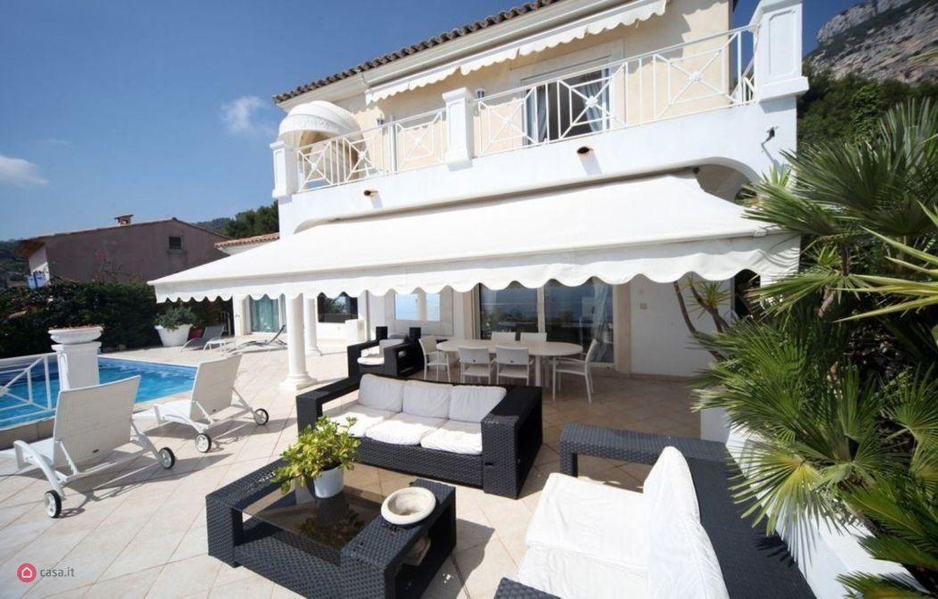 Будинок в Beausoleil, Provence-Alpes-Cote d'Azur 10999357