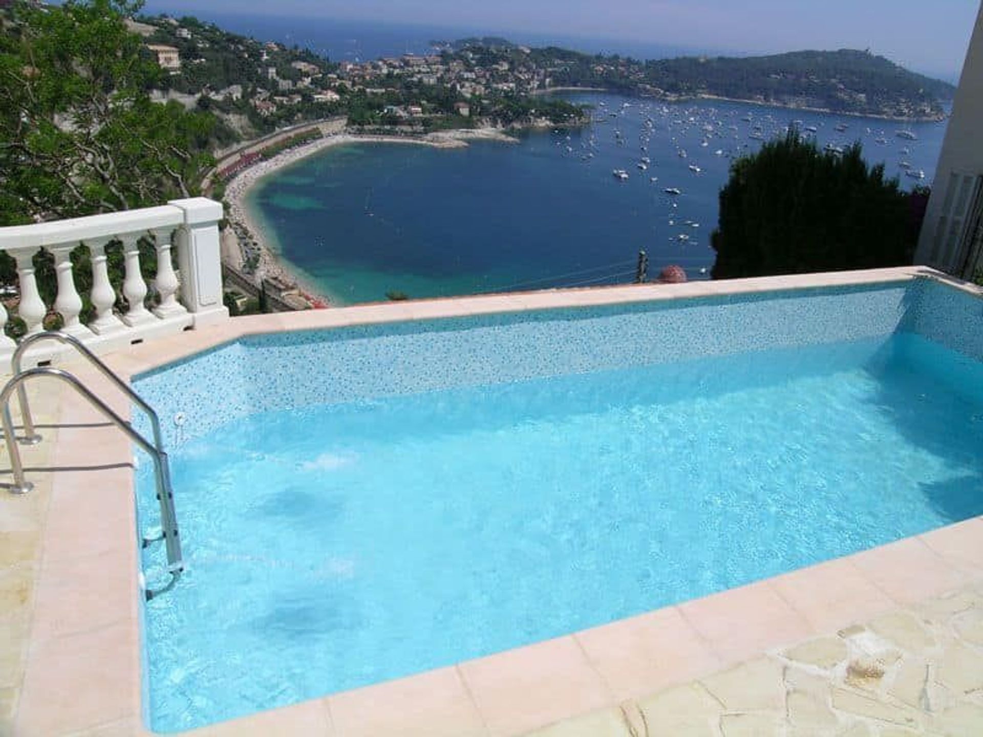 casa en Saint-Jean-Cap-Ferrat, Provence-Alpes-Côte d'Azur 10999366