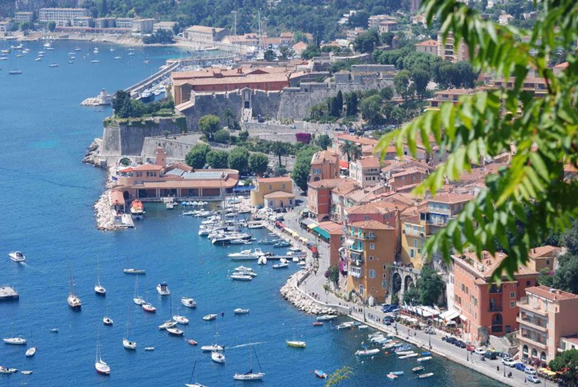 casa en Saint-Jean-Cap-Ferrat, Provence-Alpes-Côte d'Azur 10999366