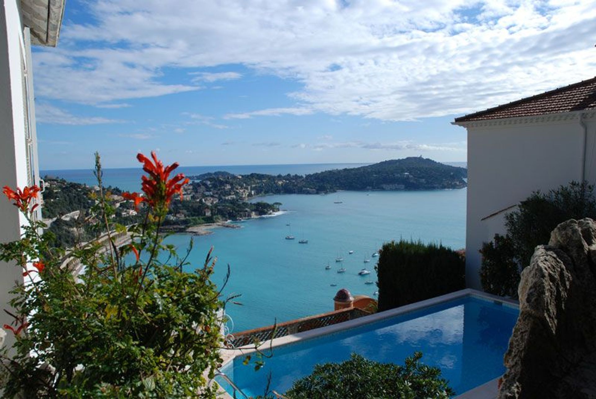 casa en Saint-Jean-Cap-Ferrat, Provence-Alpes-Côte d'Azur 10999366