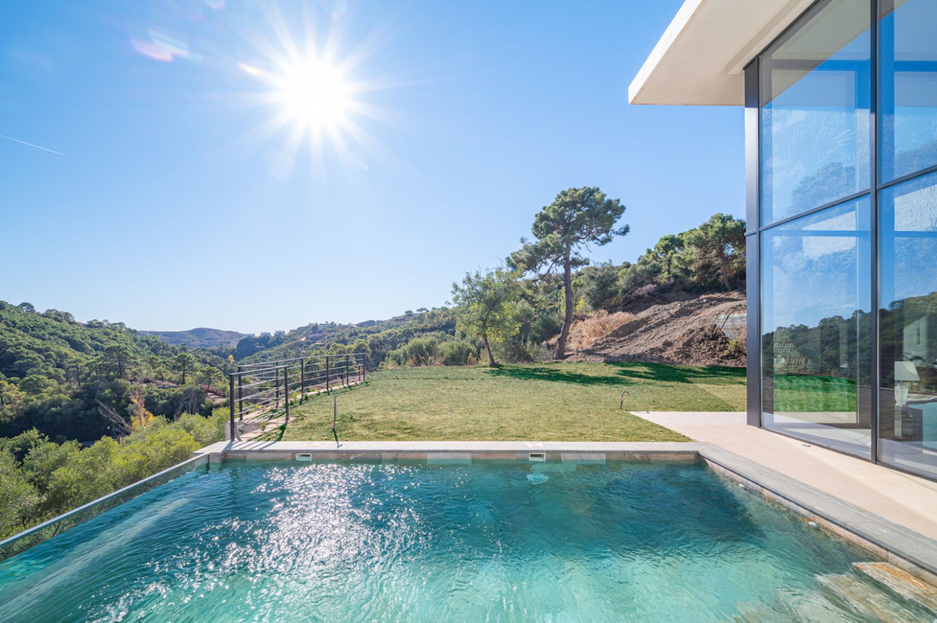 House in Benahavís, Andalusia 10999444