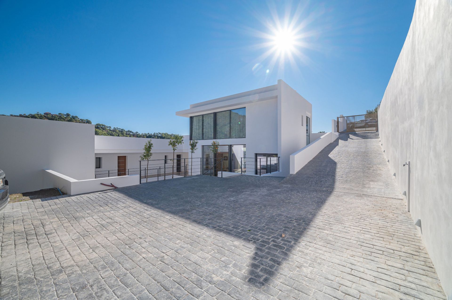 House in Benahavís, Andalusia 10999444