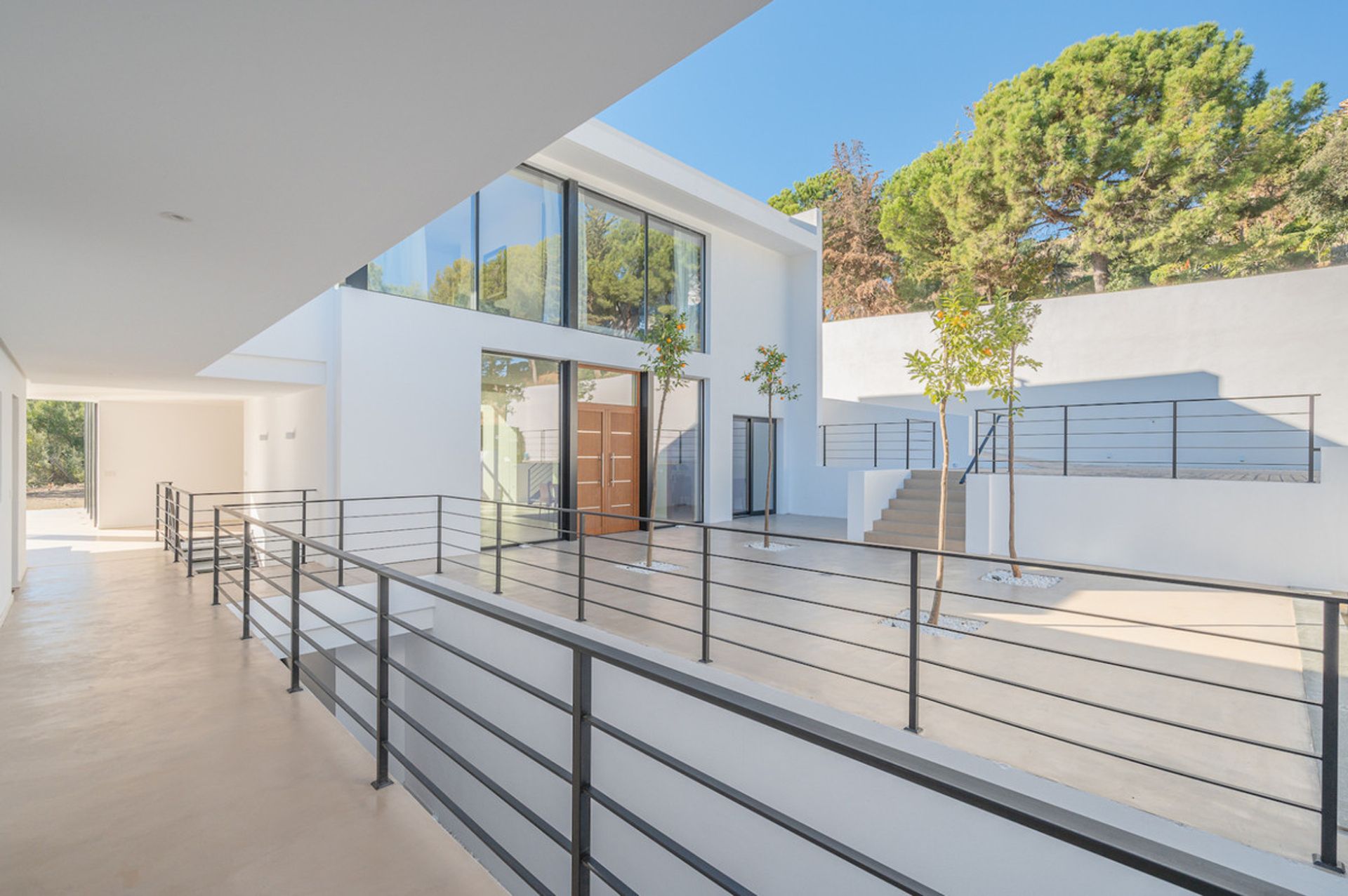 House in Benahavís, Andalusia 10999444