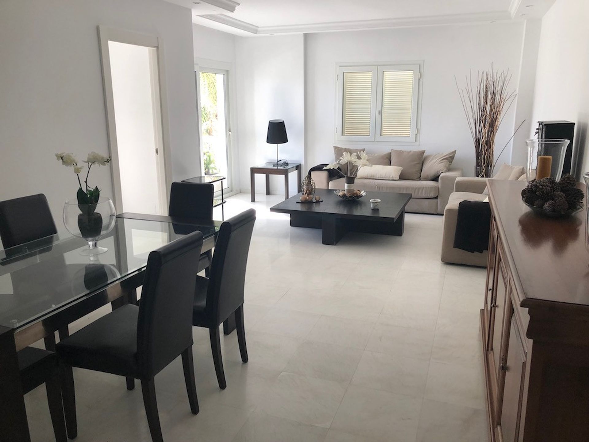 Condominium dans Marbella, Andalusia 10999541