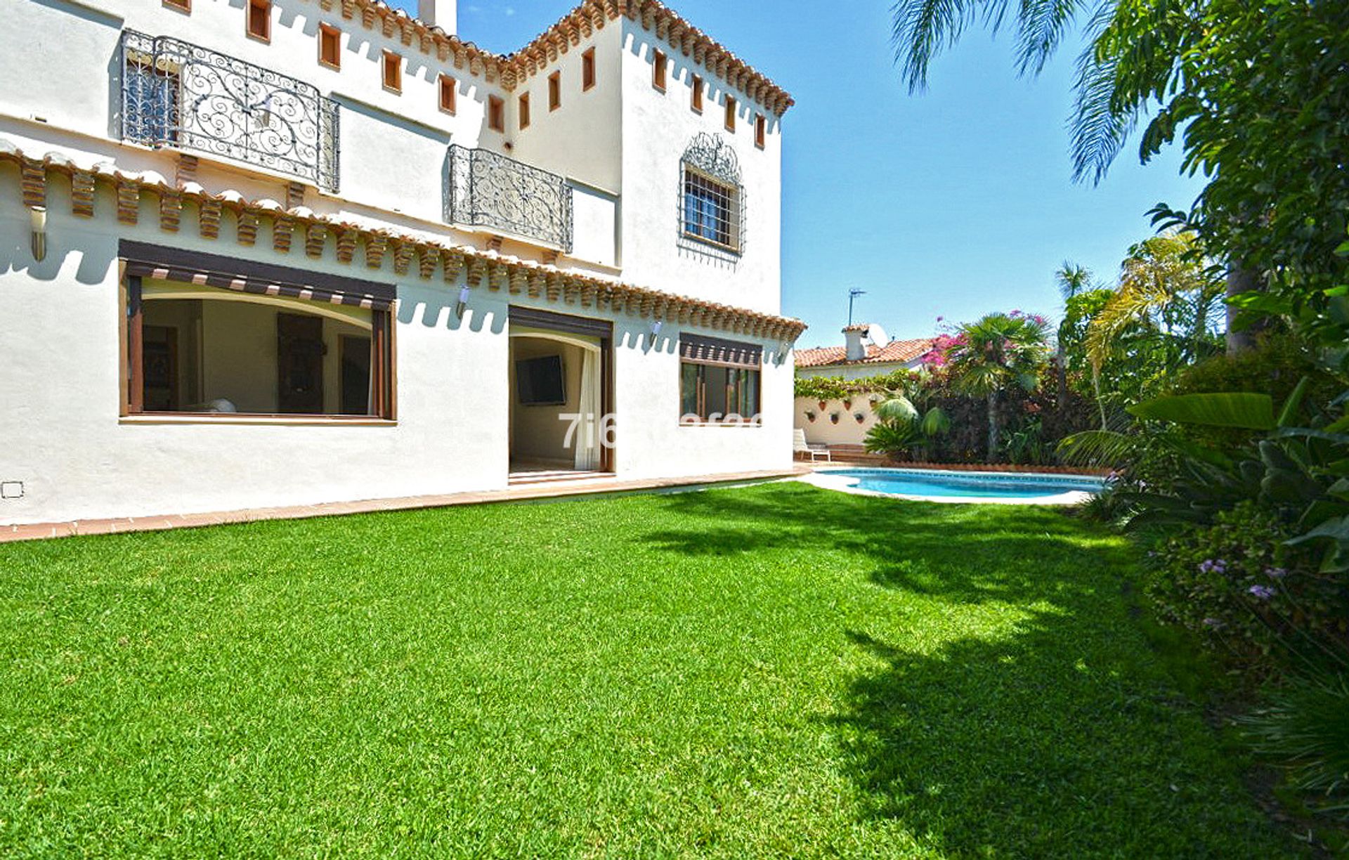 rumah dalam San Pedro de Alcantara, Andalusia 10999552