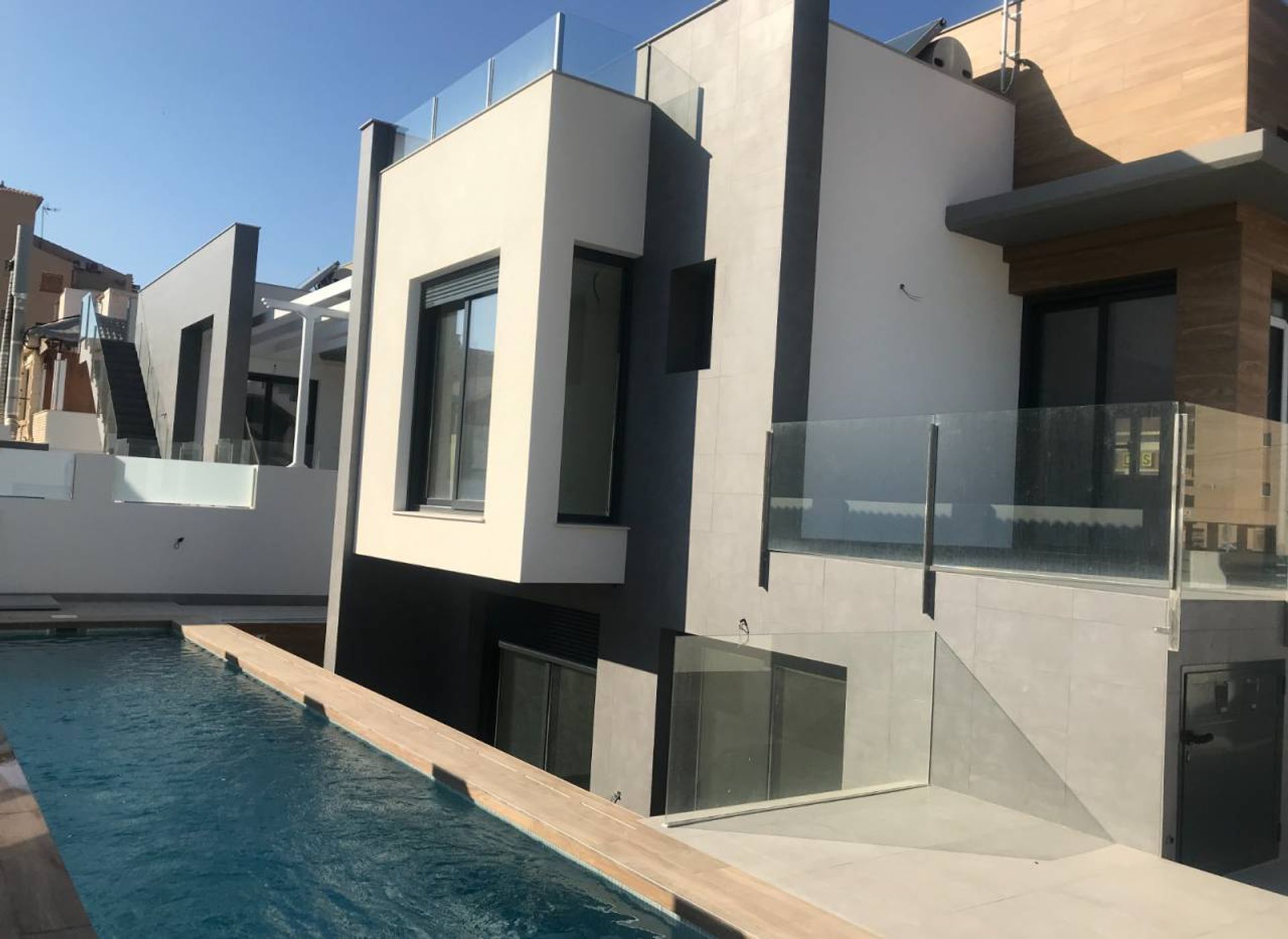 Haus im Torrevieja, Valencia 10999567