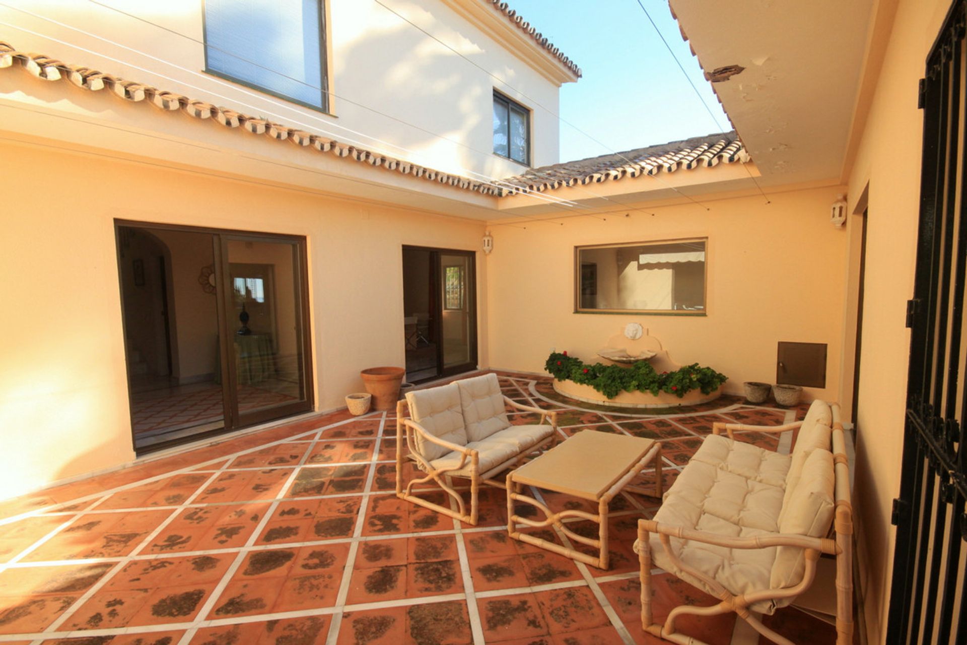 casa en Marbella, Andalucía 10999623