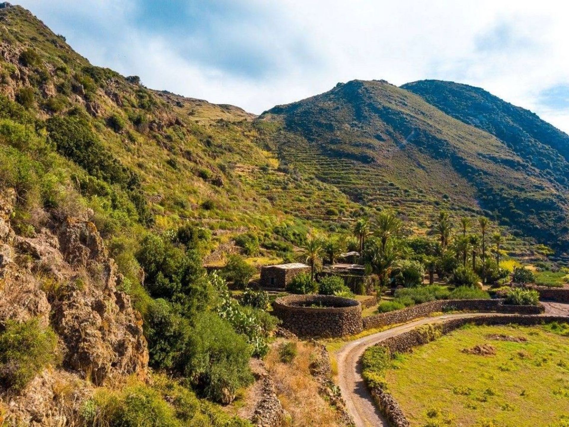 loger dans Pantelleria, Sicily 10999944