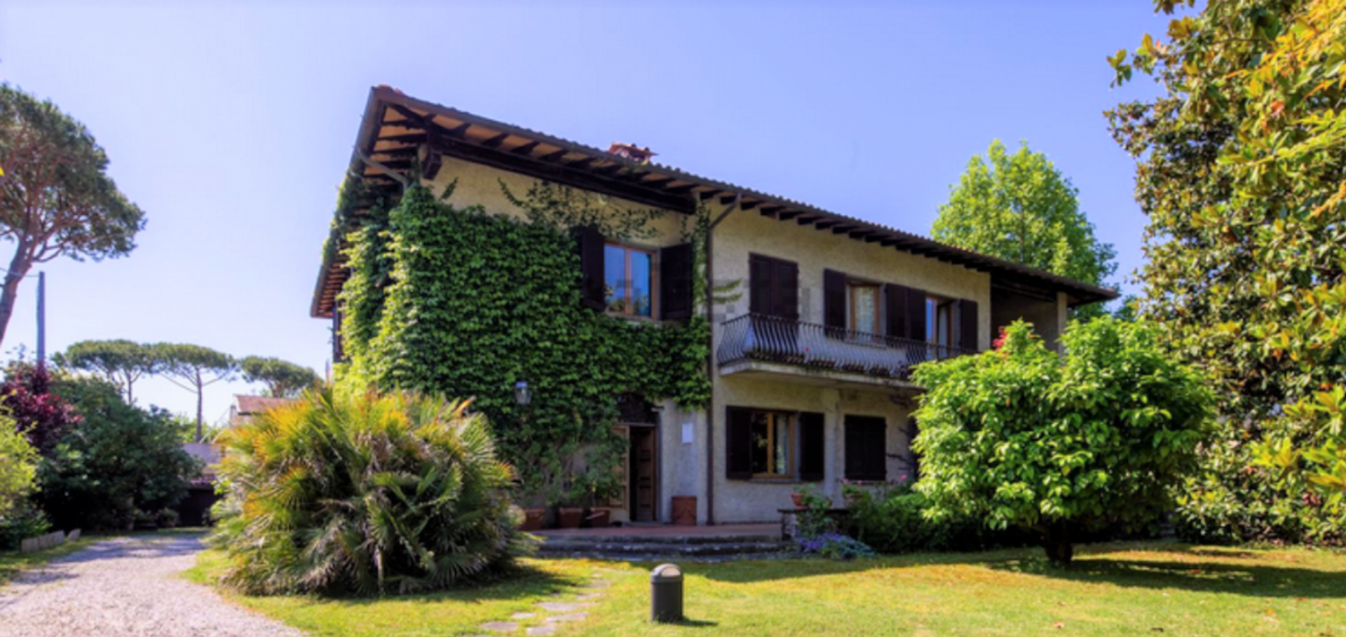 rumah dalam Forte dei Marmi, Tuscany 11000009