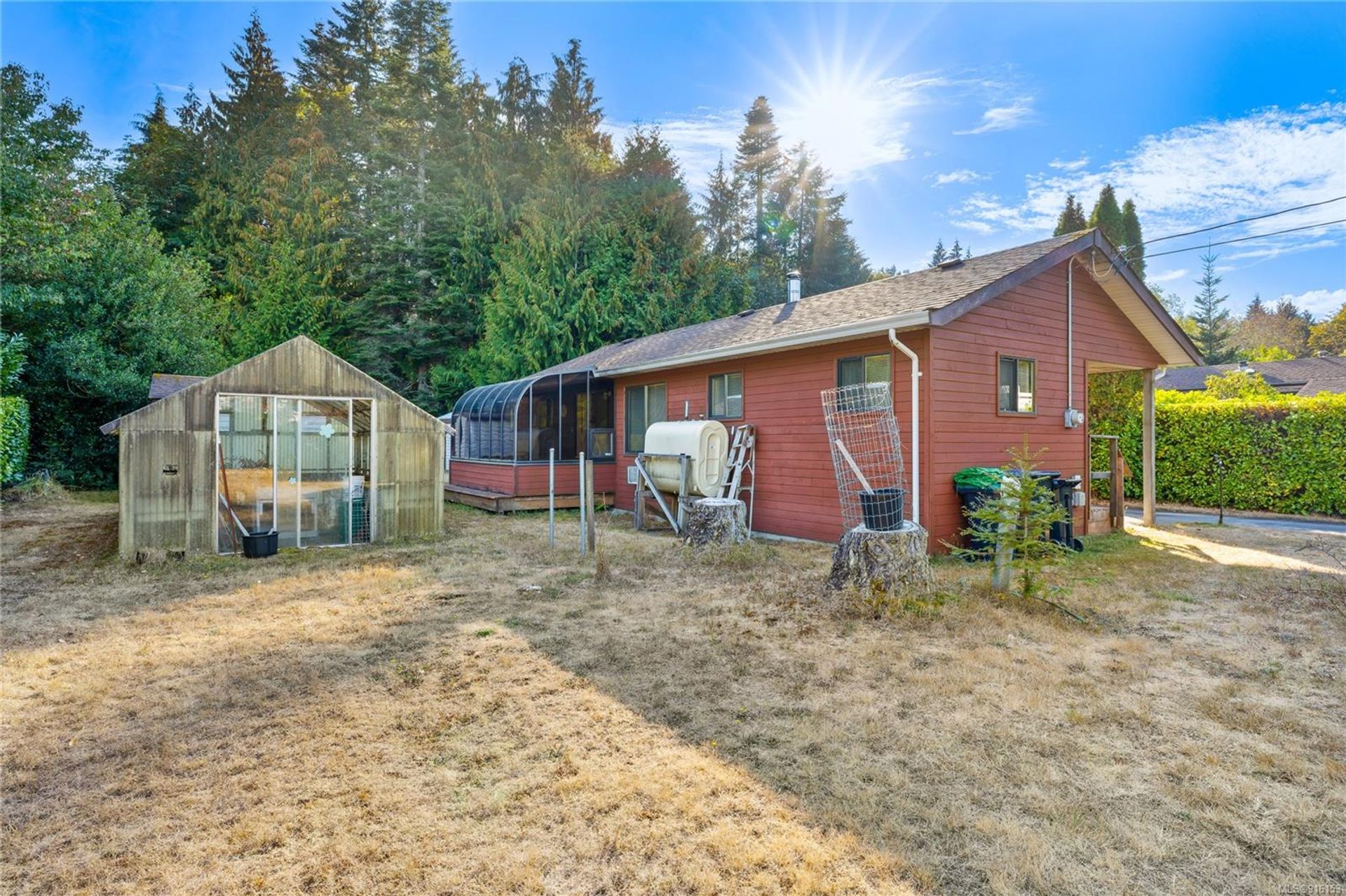 सम्मिलित में Qualicum Beach, British Columbia 11000255