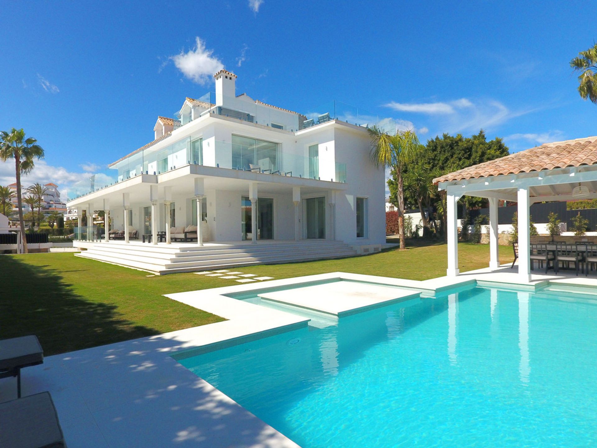 Rumah di Marbella, Andalucía 11000286