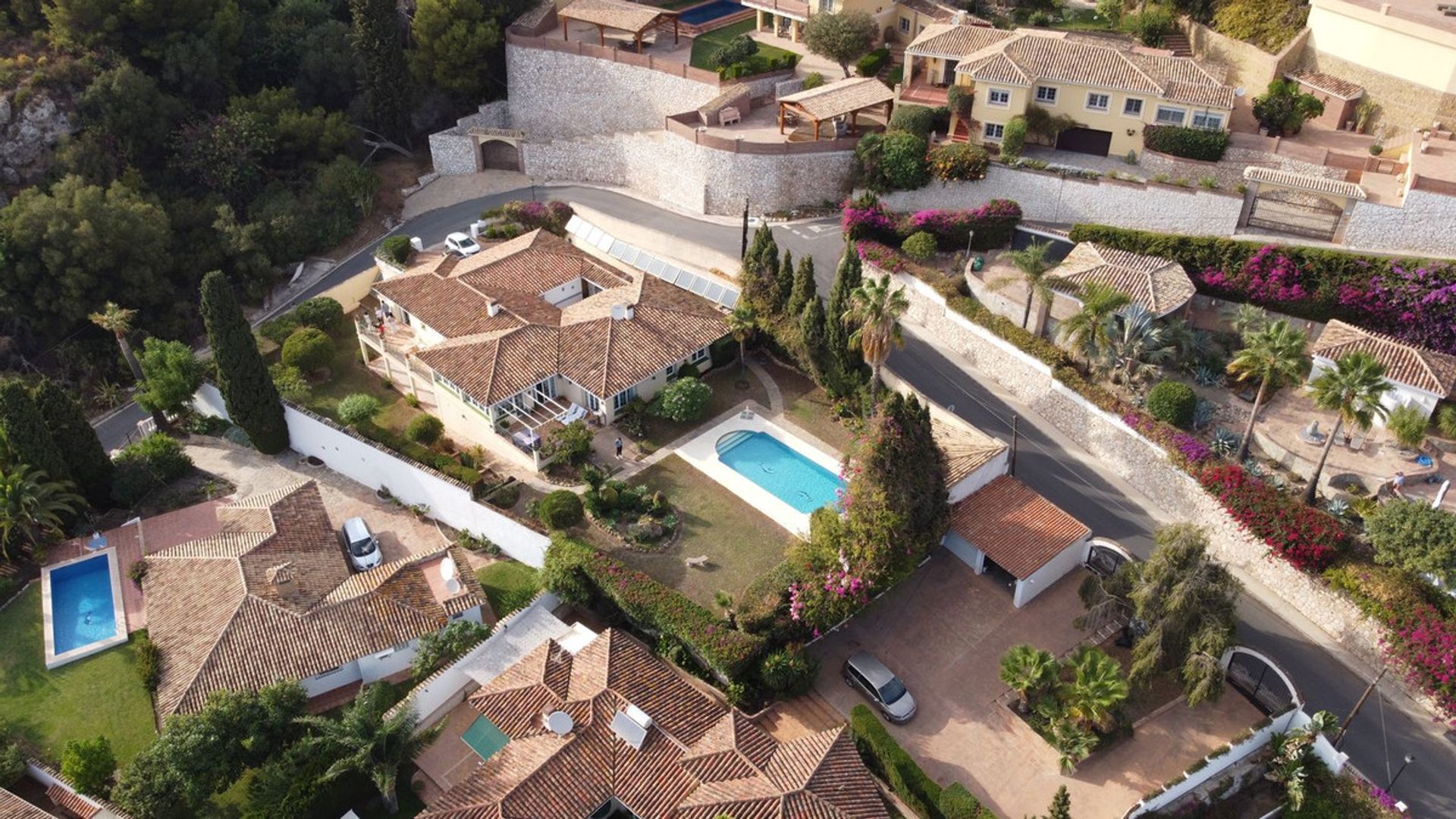 Huis in Santa Fe de los Boliches, Andalusië 11000311