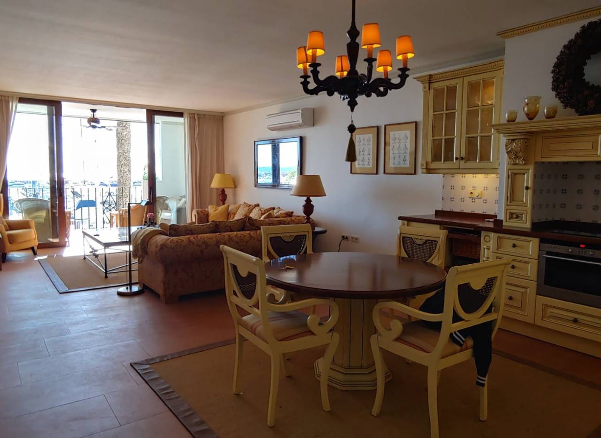 Condominium dans Marbella, Andalousie 11000444