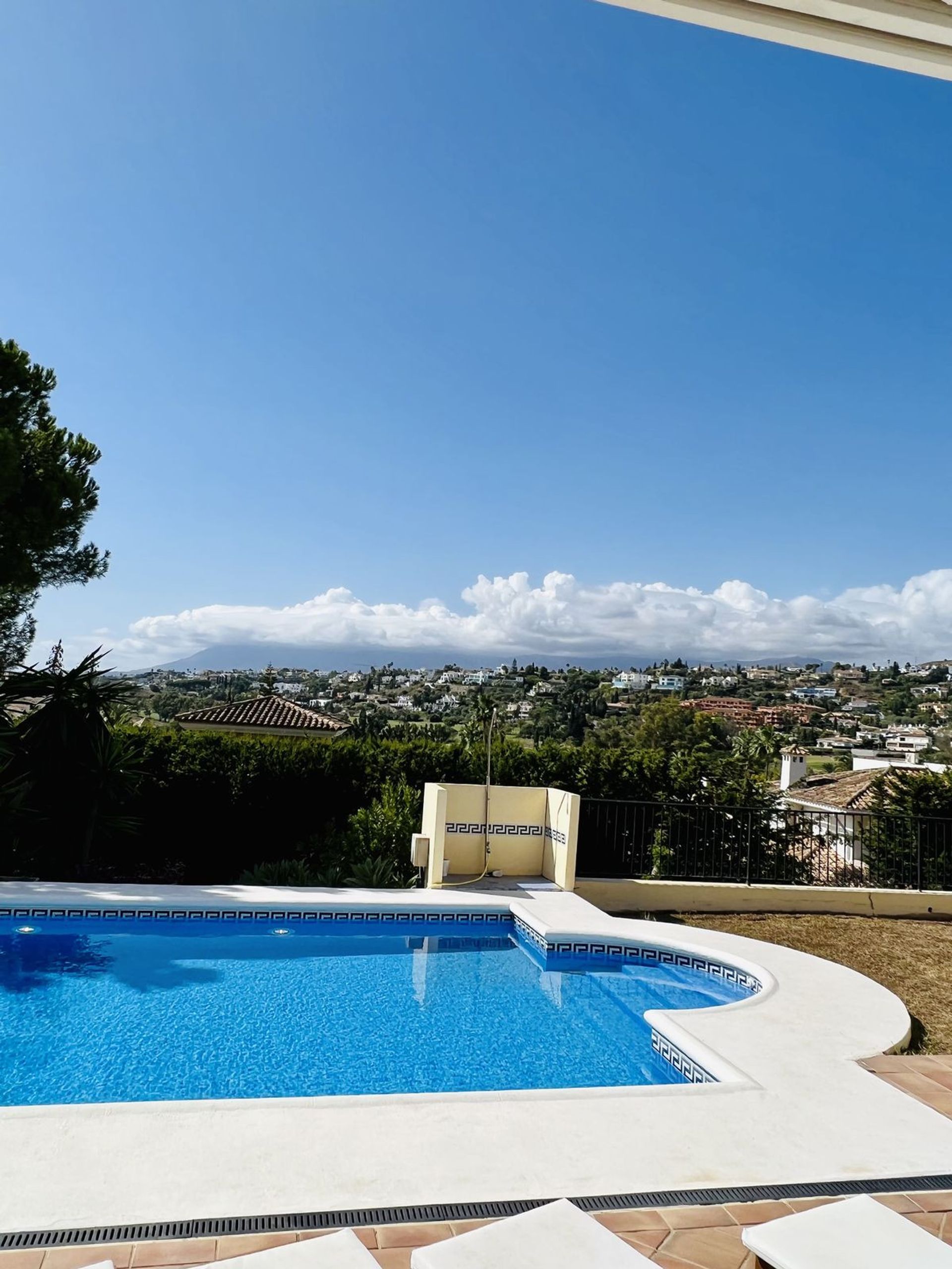 casa en San Pedro de Alcántara, Andalucía 11000721