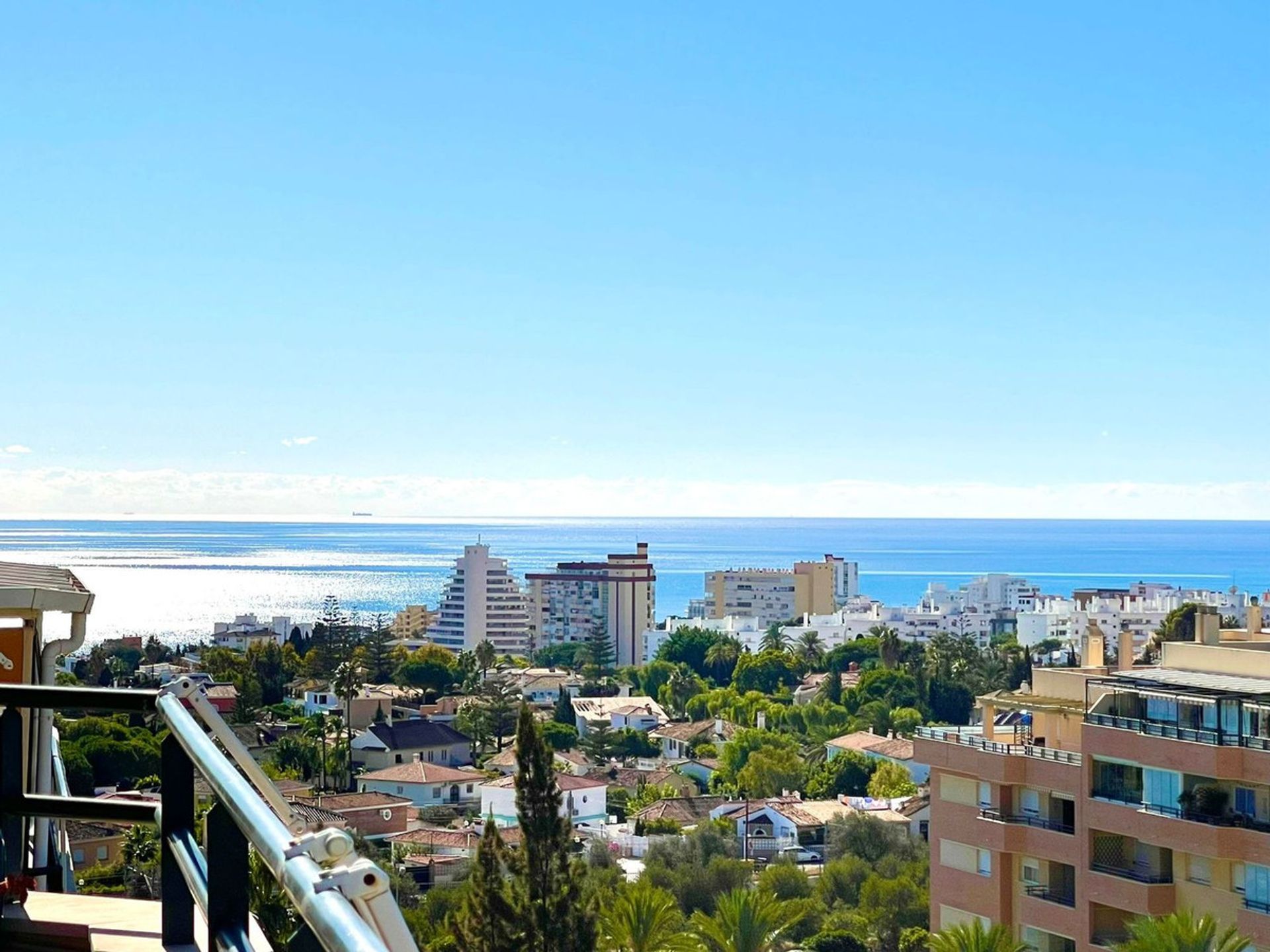 жилой дом в Torremolinos, Andalucía 11000746