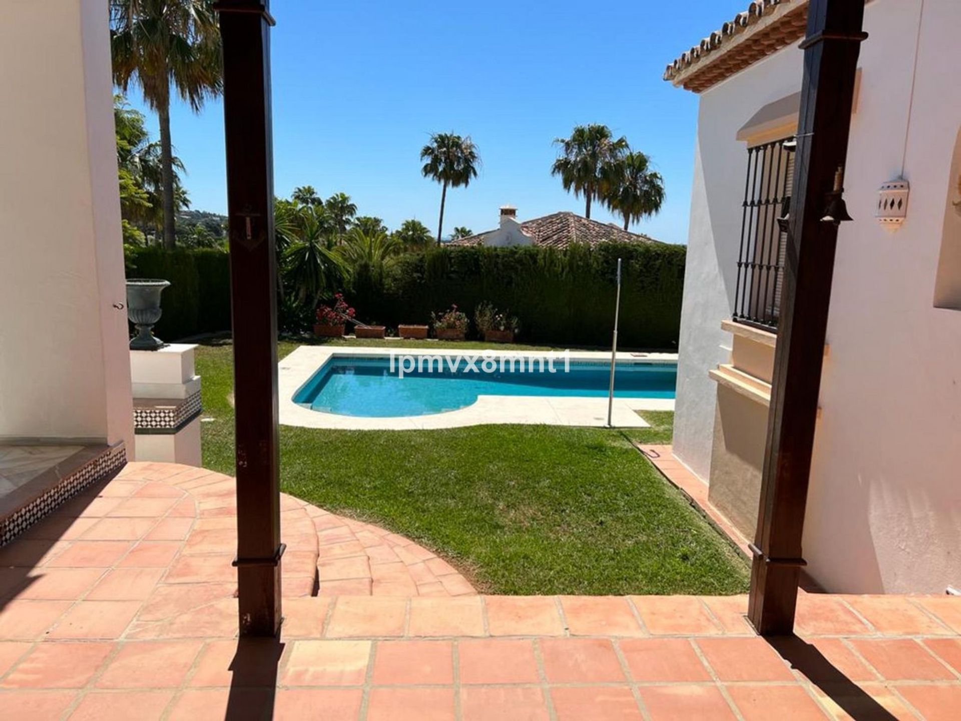 casa en Marbella, Andalusia 11000750