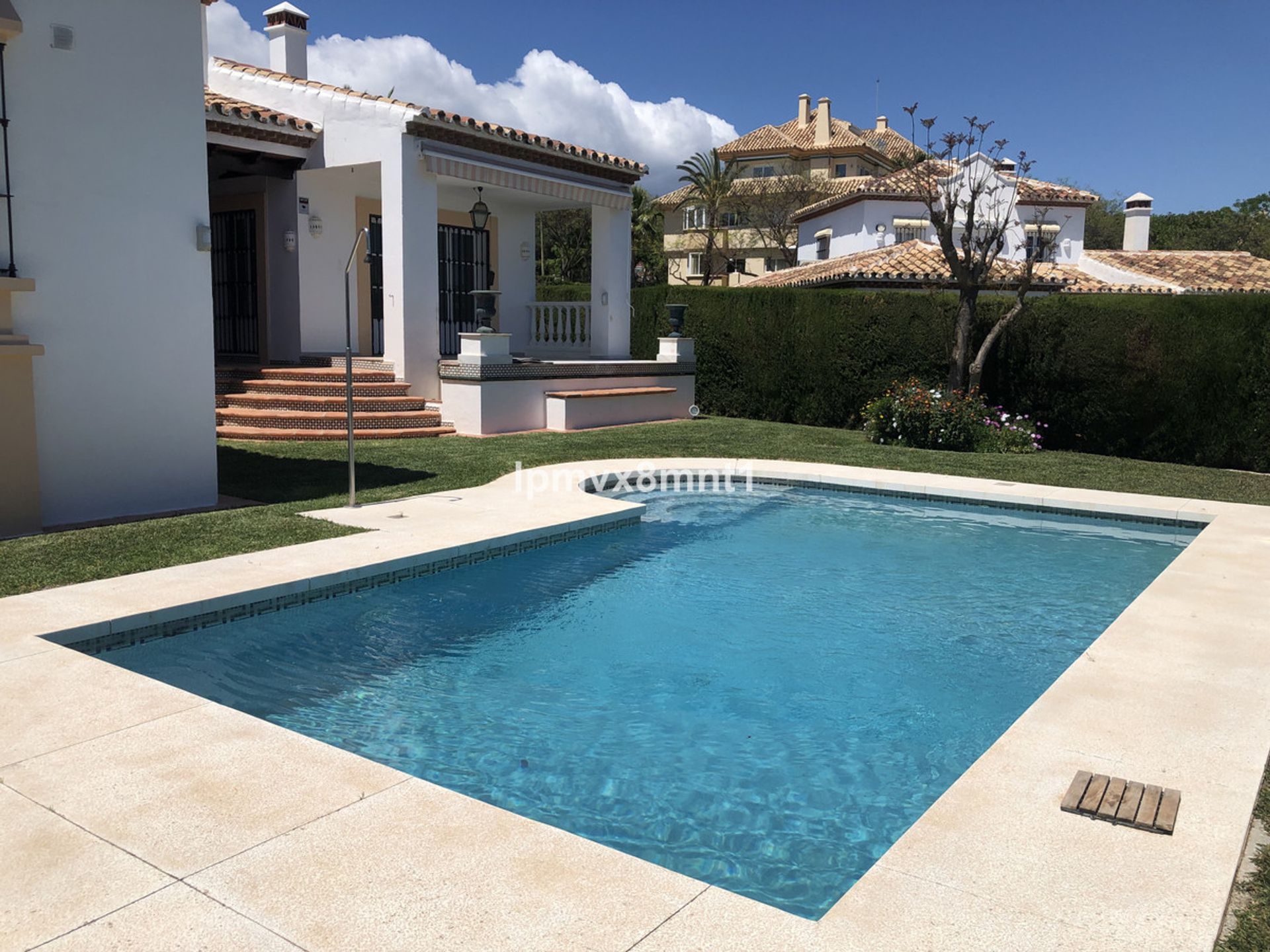 casa en Marbella, Andalusia 11000750