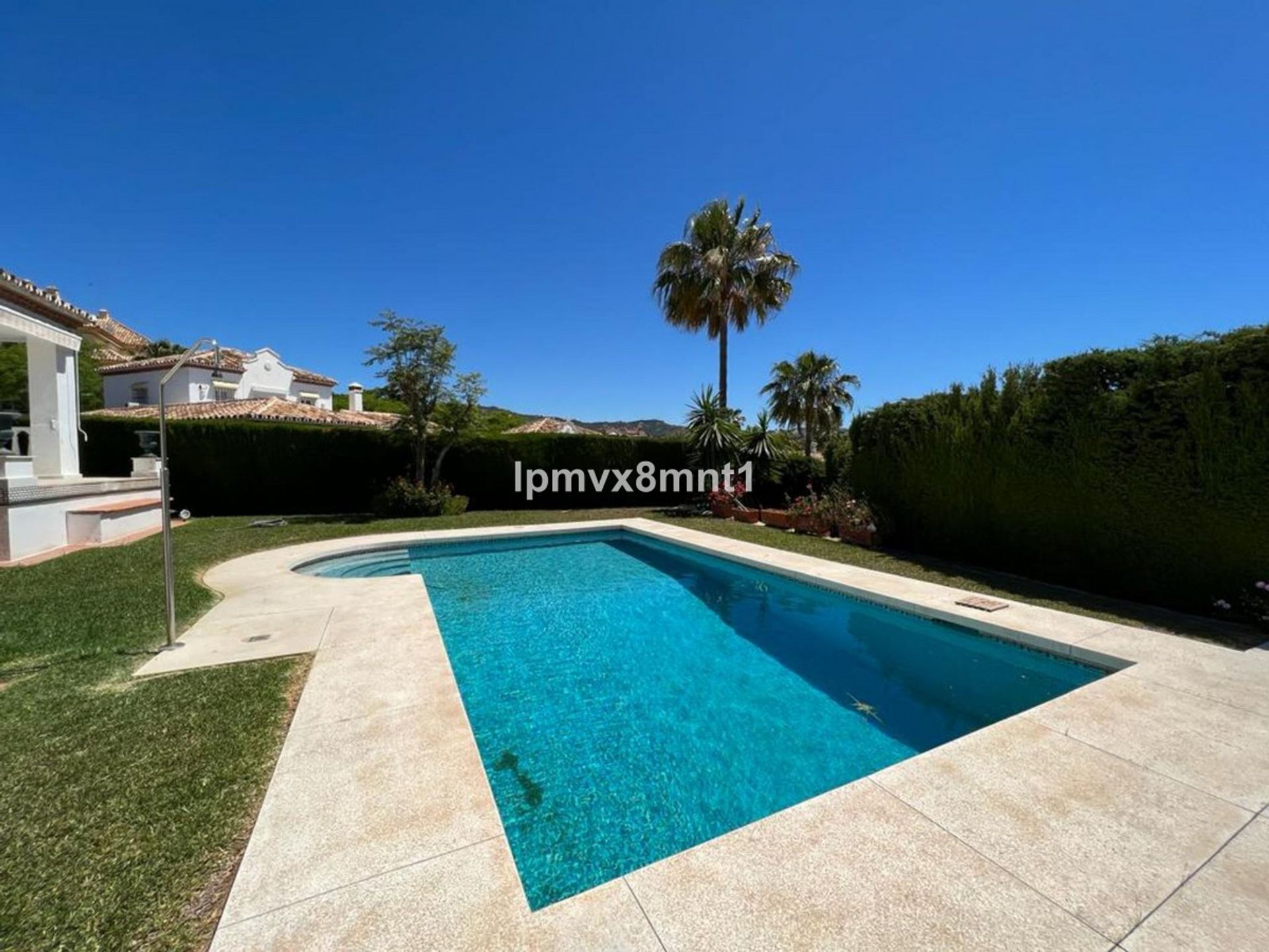 casa en Marbella, Andalusia 11000750