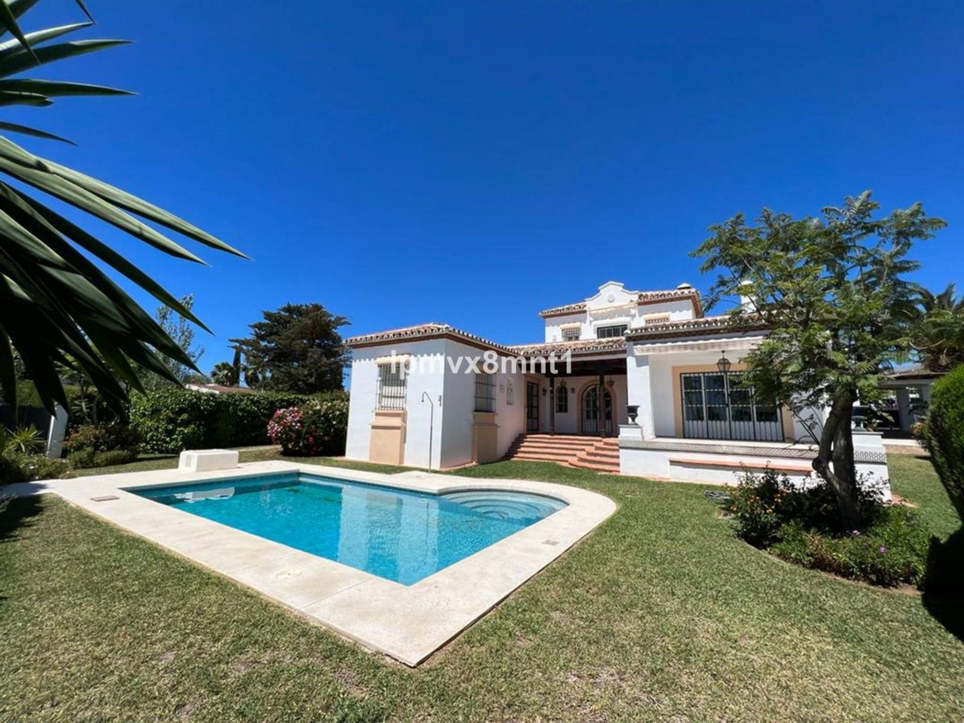 casa en Marbella, Andalusia 11000750