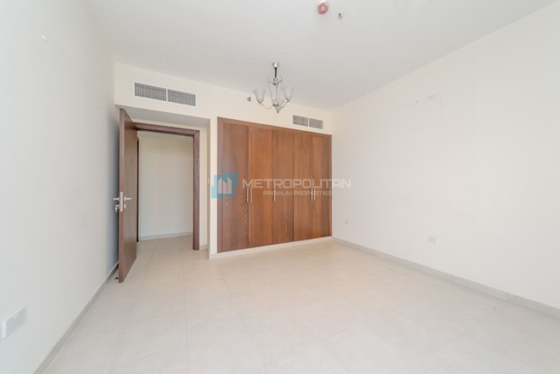 Condominium dans Dubai, Dubai 11000934