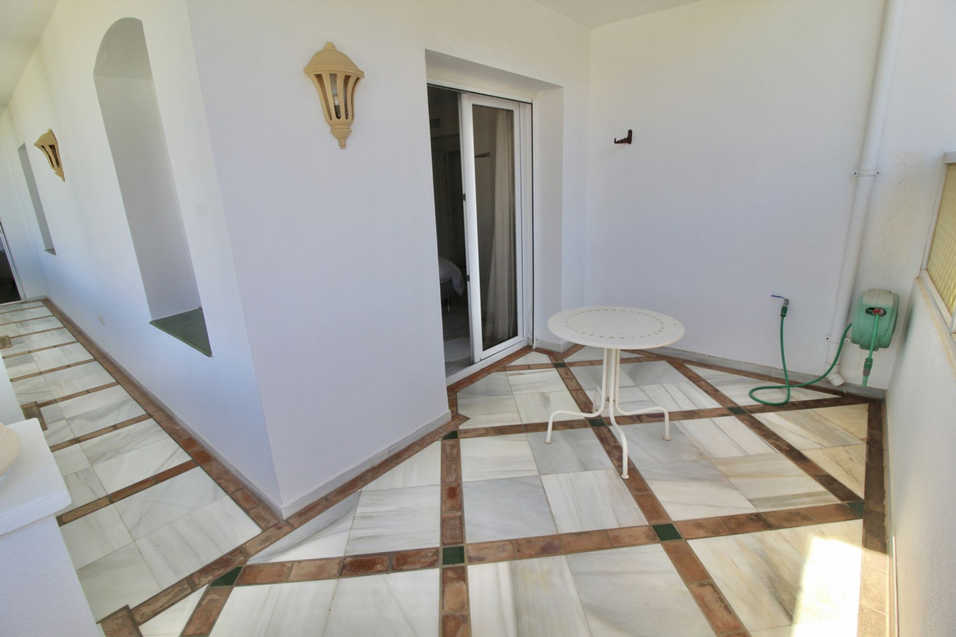 Haus im Marbella, Andalucía 11000951