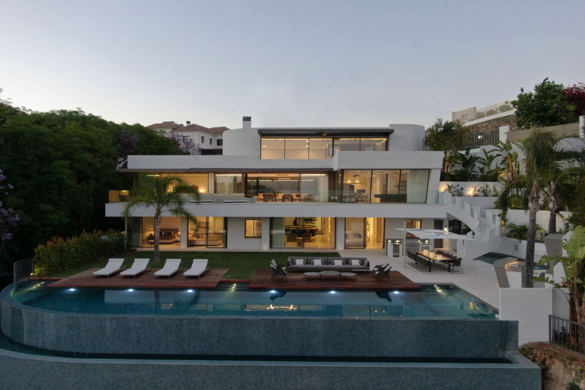 Huis in Marbella, Andalucía 11001101