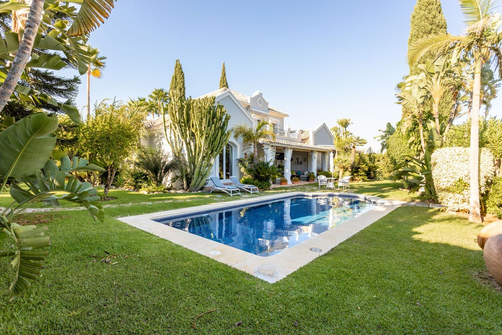 casa en San Pedro de Alcántara, Andalucía 11001427