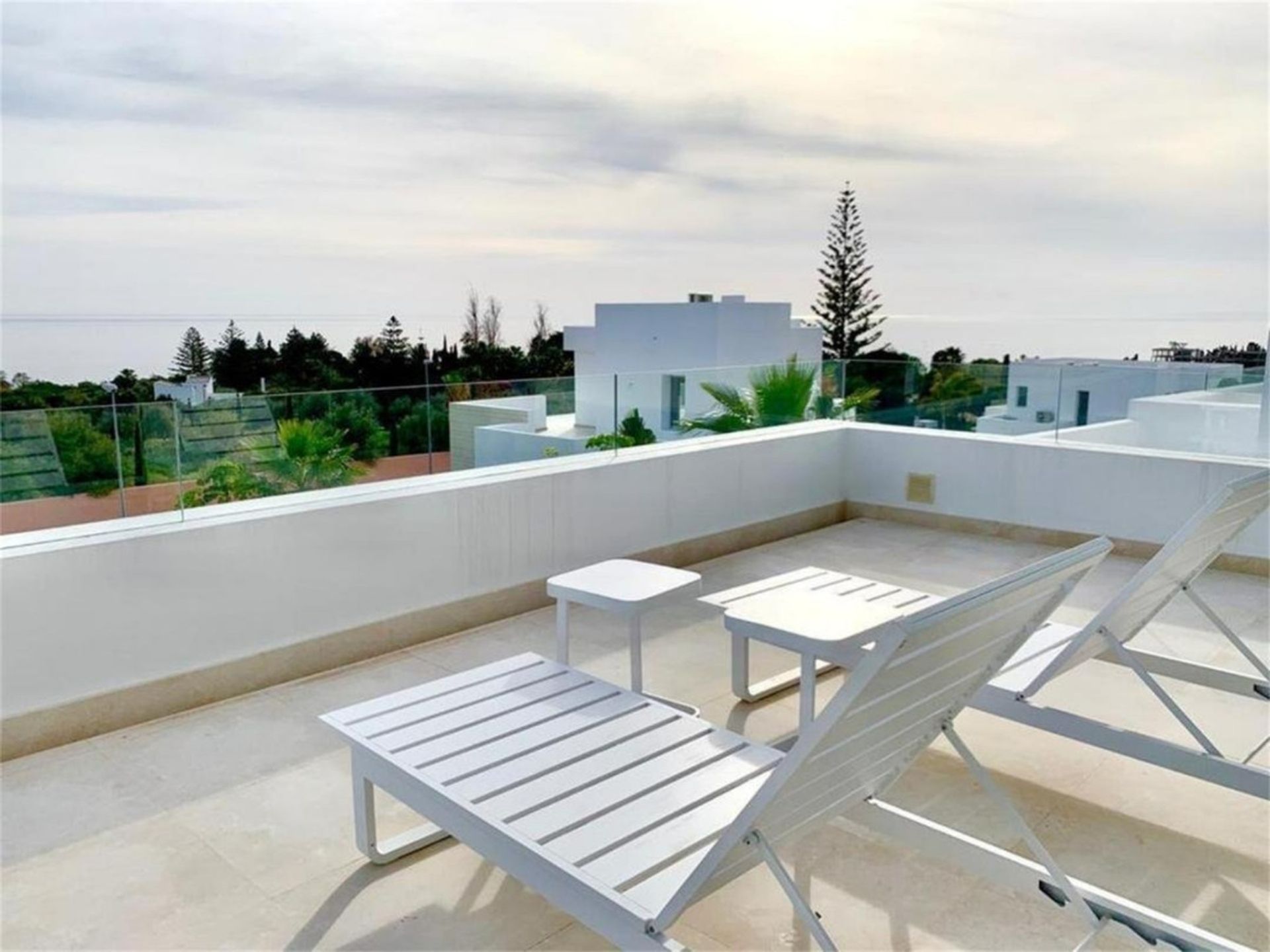 House in Marbella, Andalucía 11001548