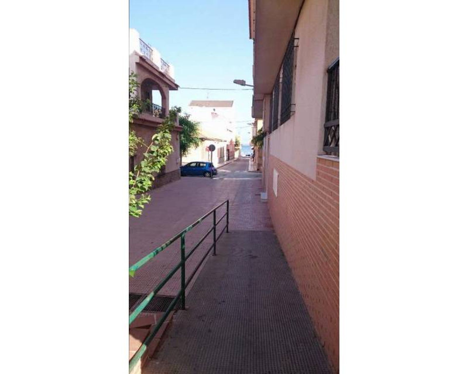 Condominium in Los Alcázares, Murcia 11001551