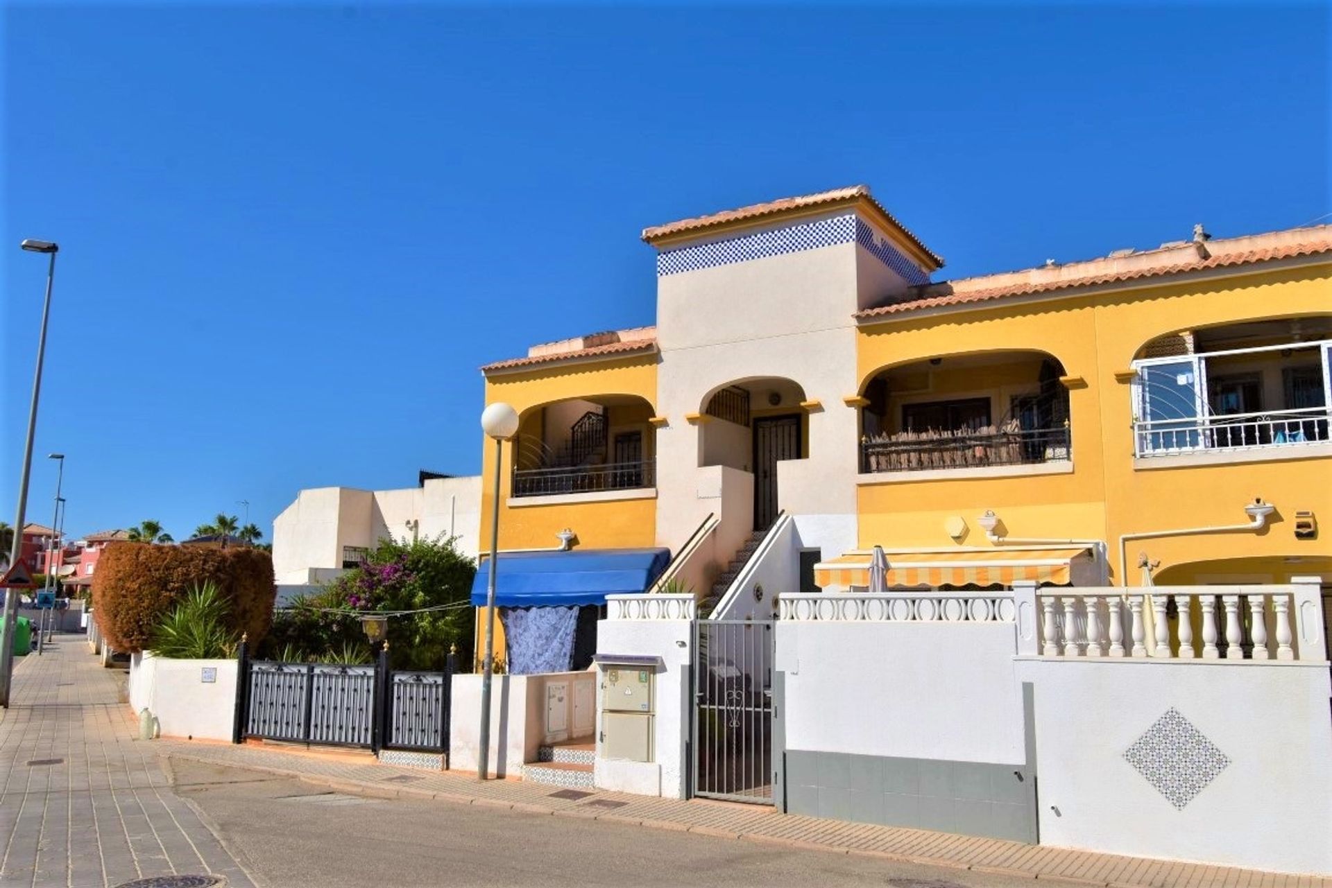 Condominium in Campoamor, Valencia 11001578