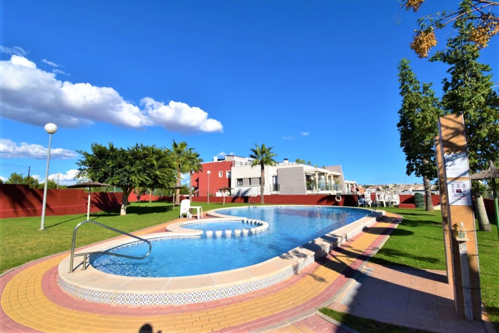 Condominium in Campoamor, Valencia 11001620