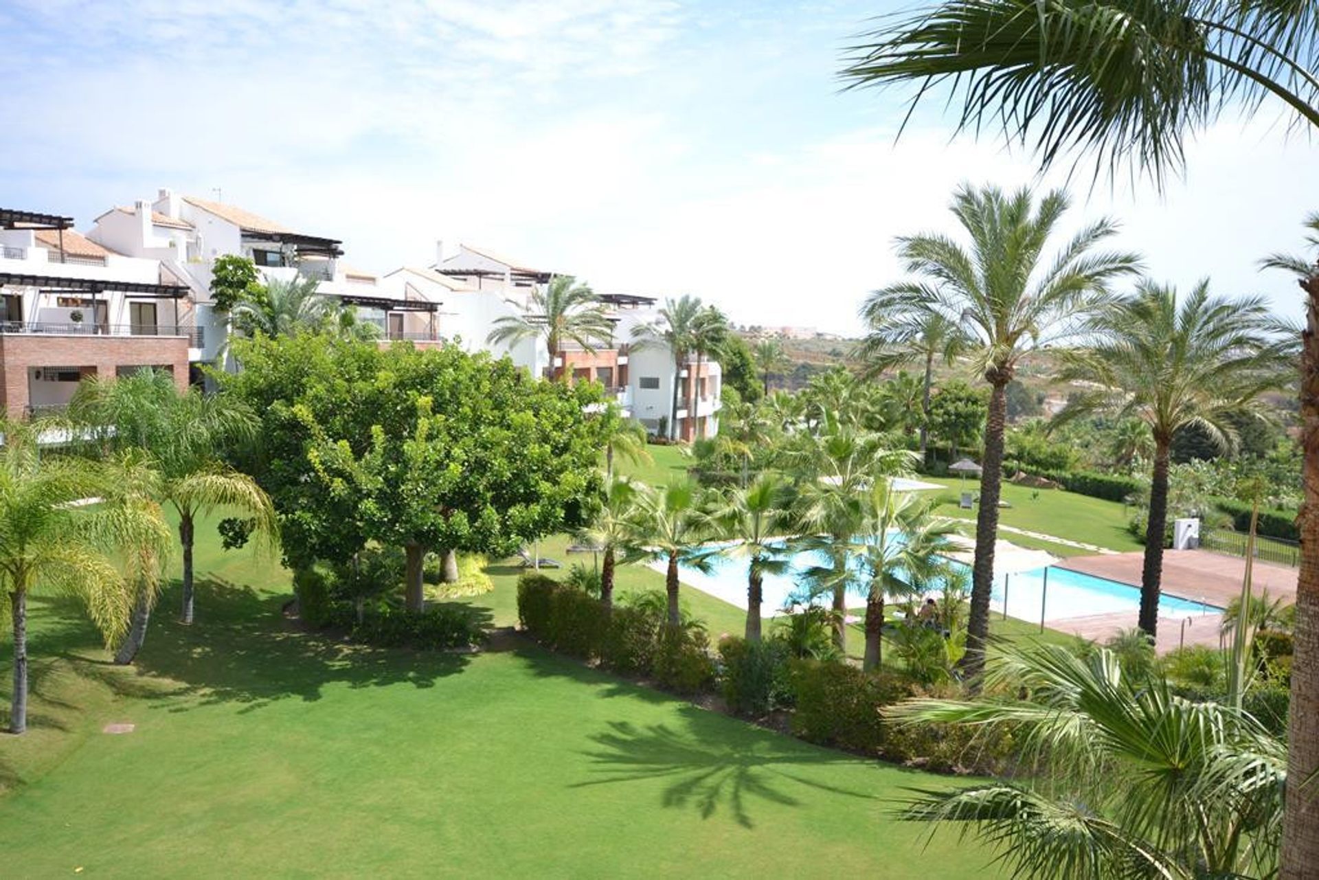 Condominium in San Pedro de Alcántara, Andalusië 11002927