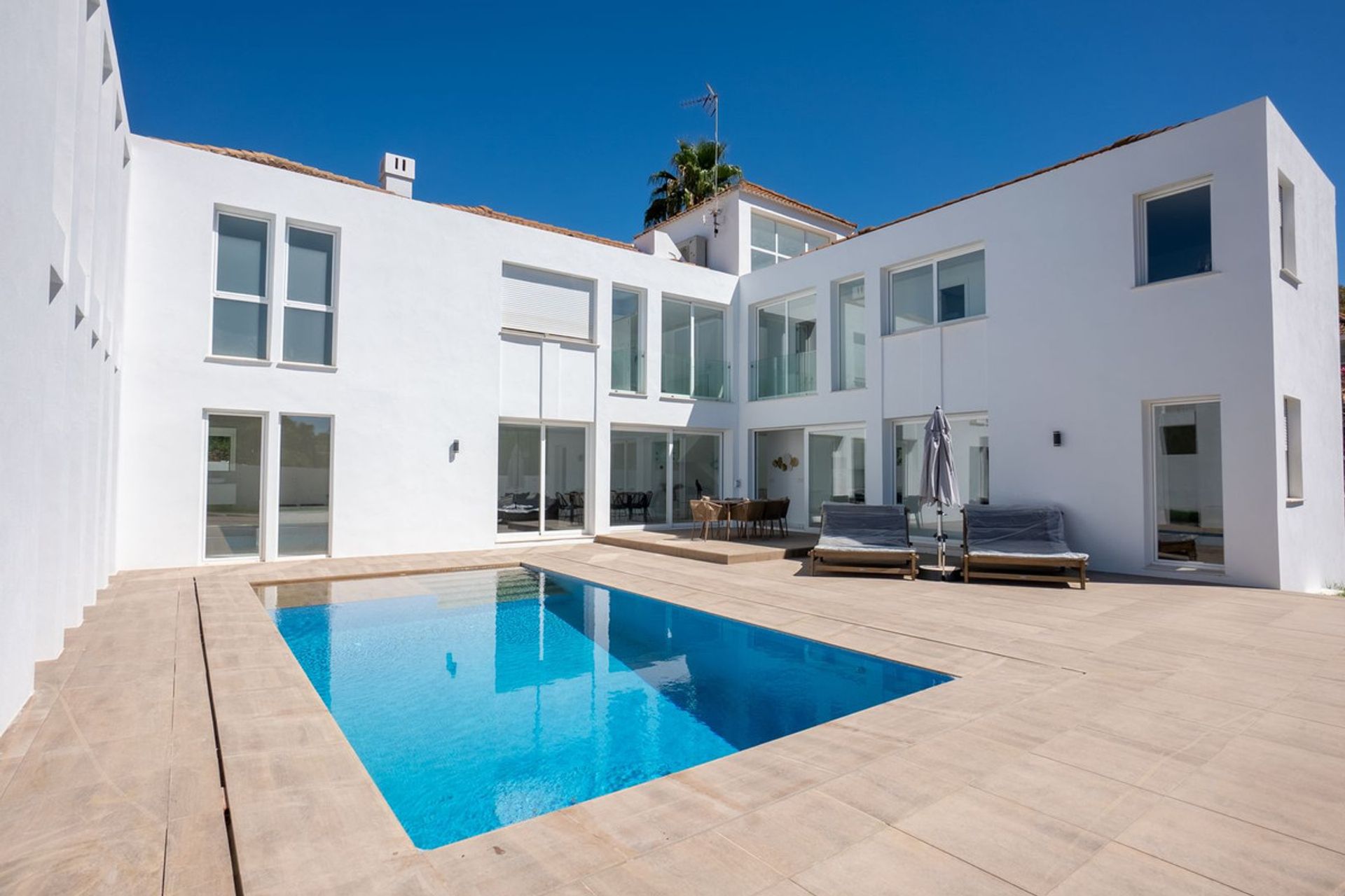 rumah dalam Marbella, Andalucía 11003199