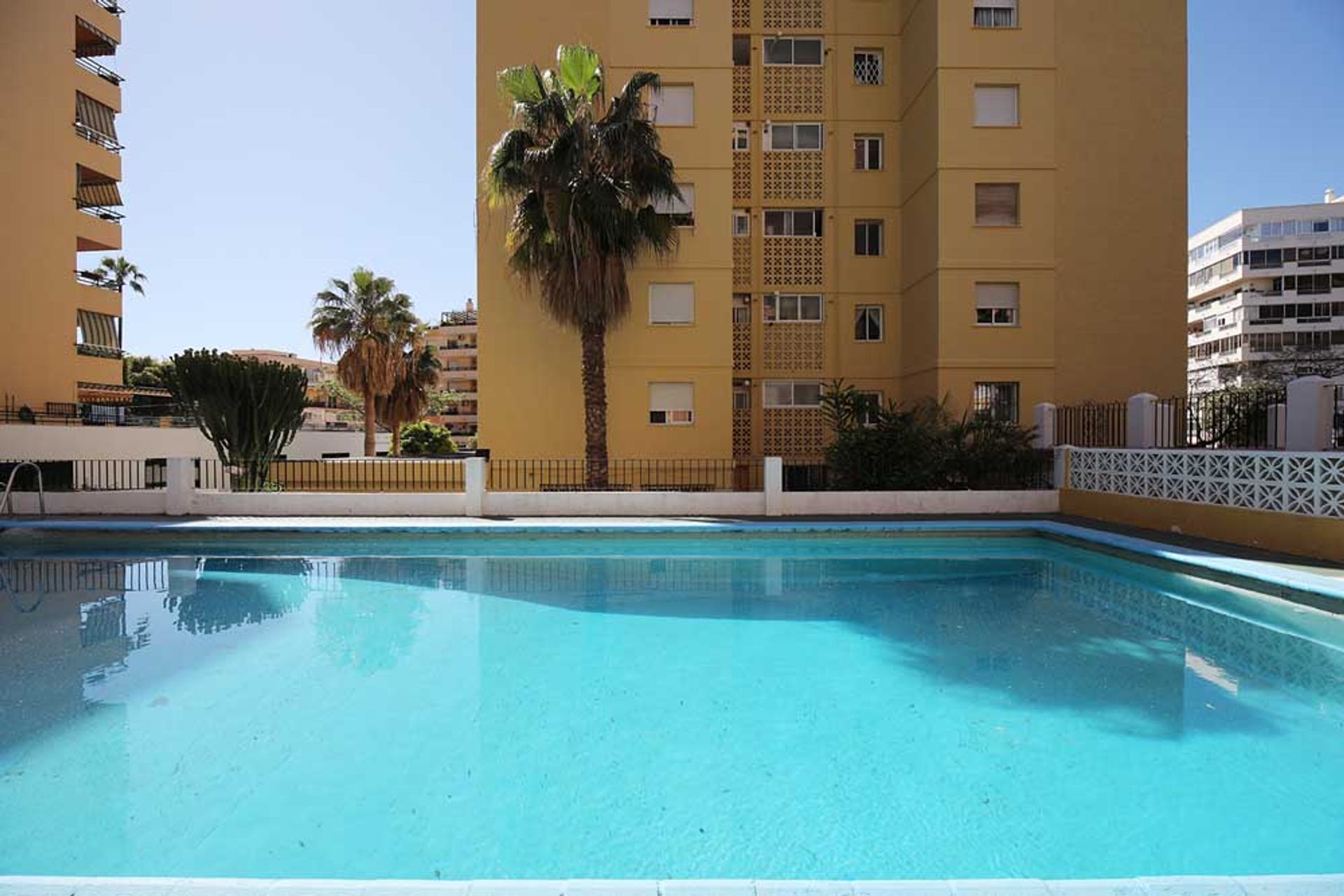 Condominium dans Marbella, Andalousie 11003361