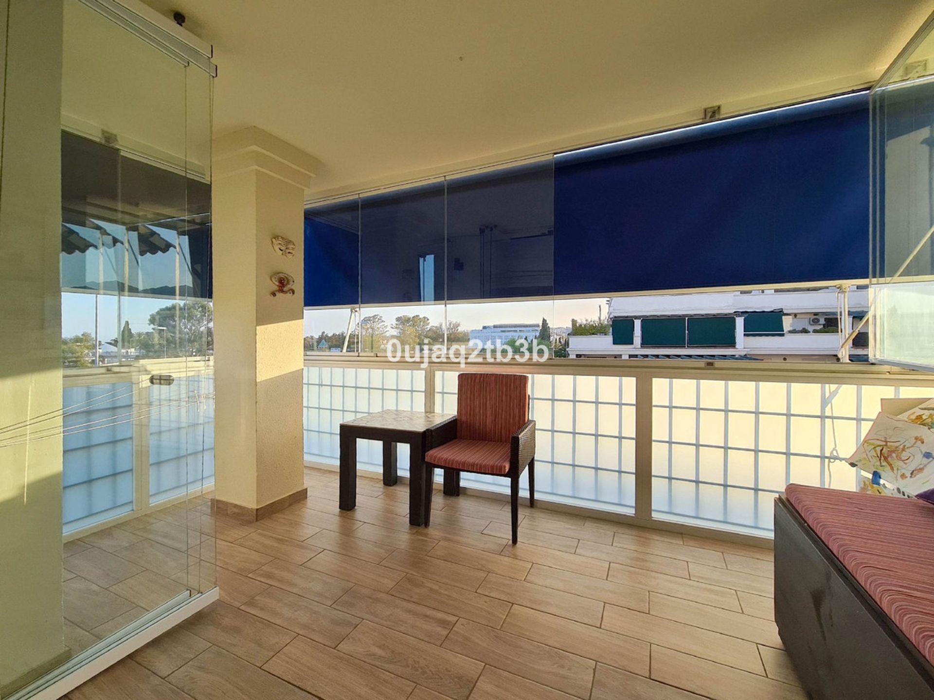 Condominium in Marbella, Andalucía 11003501