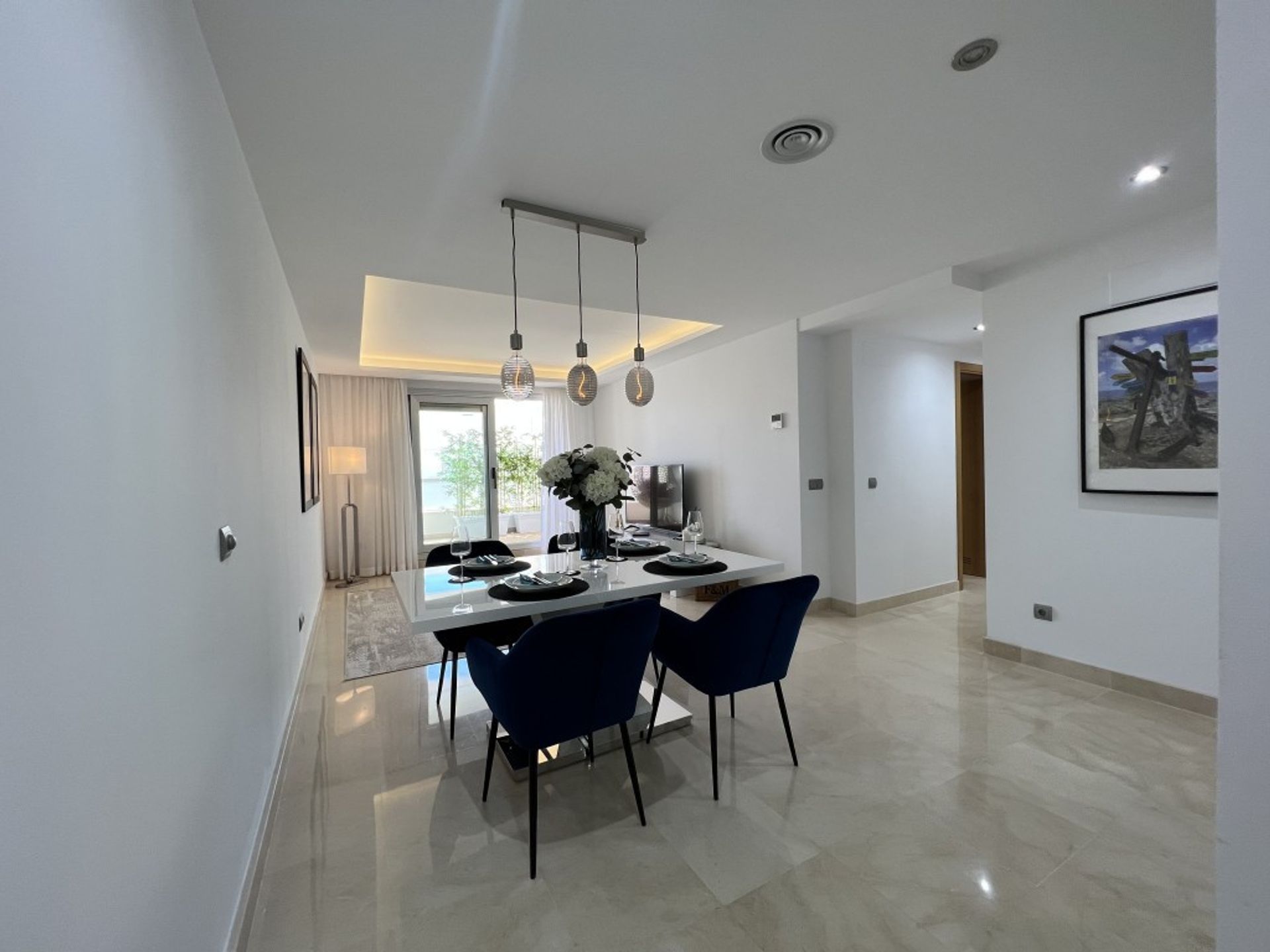 Condominium in Marbella, Andalucía 11003614