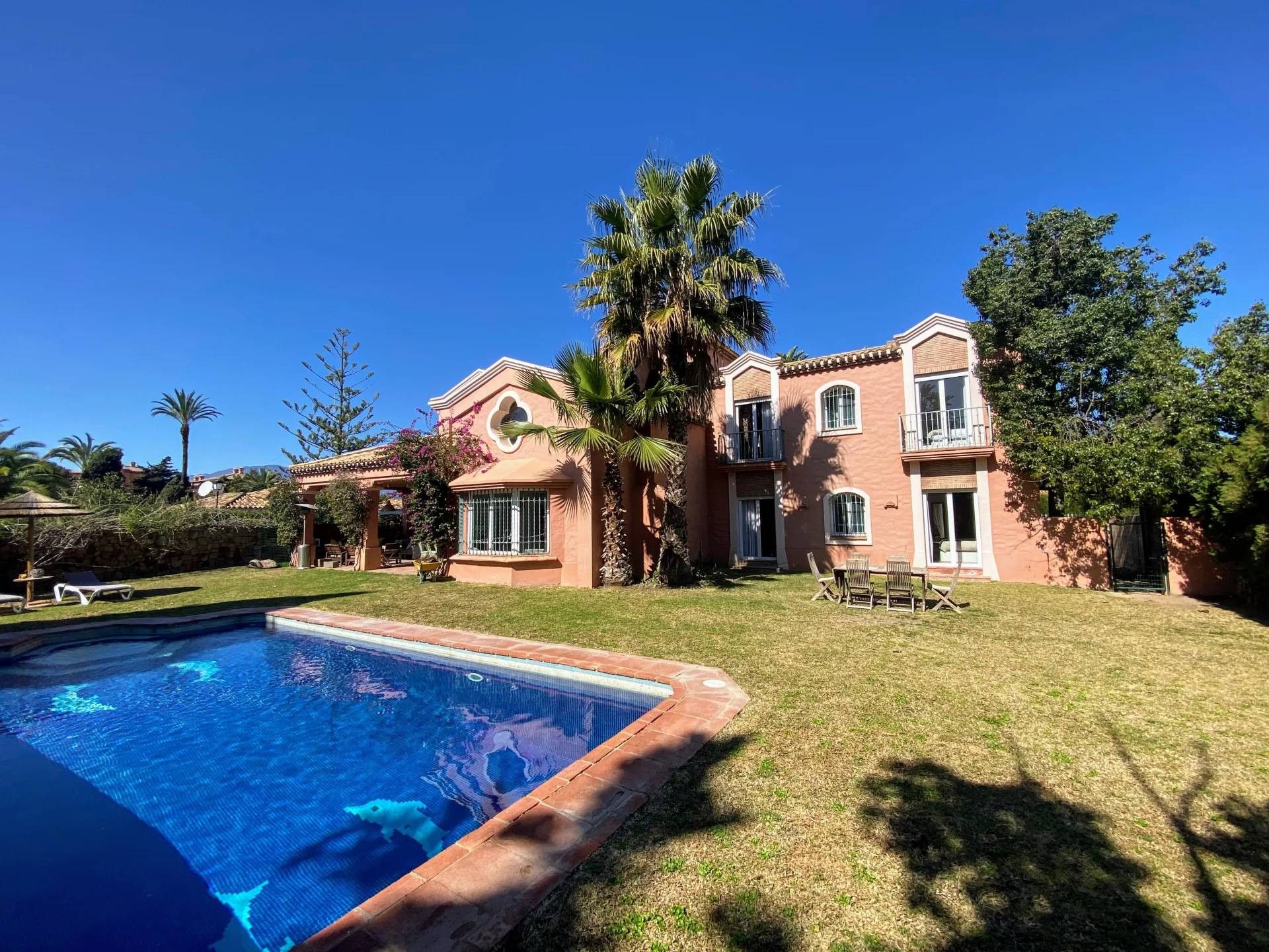 Huis in Estepona, Andalusië 11003745