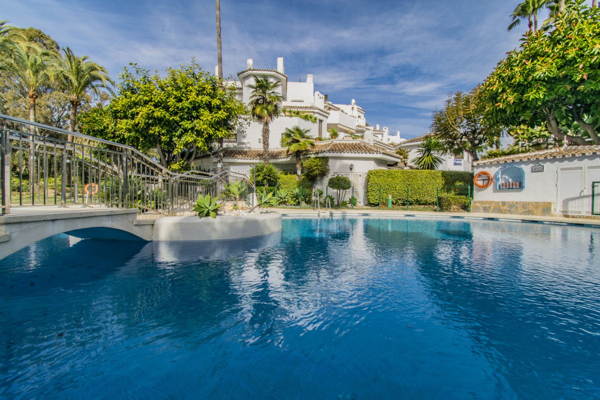 Condominio en Marbella, Andalucía 11004113