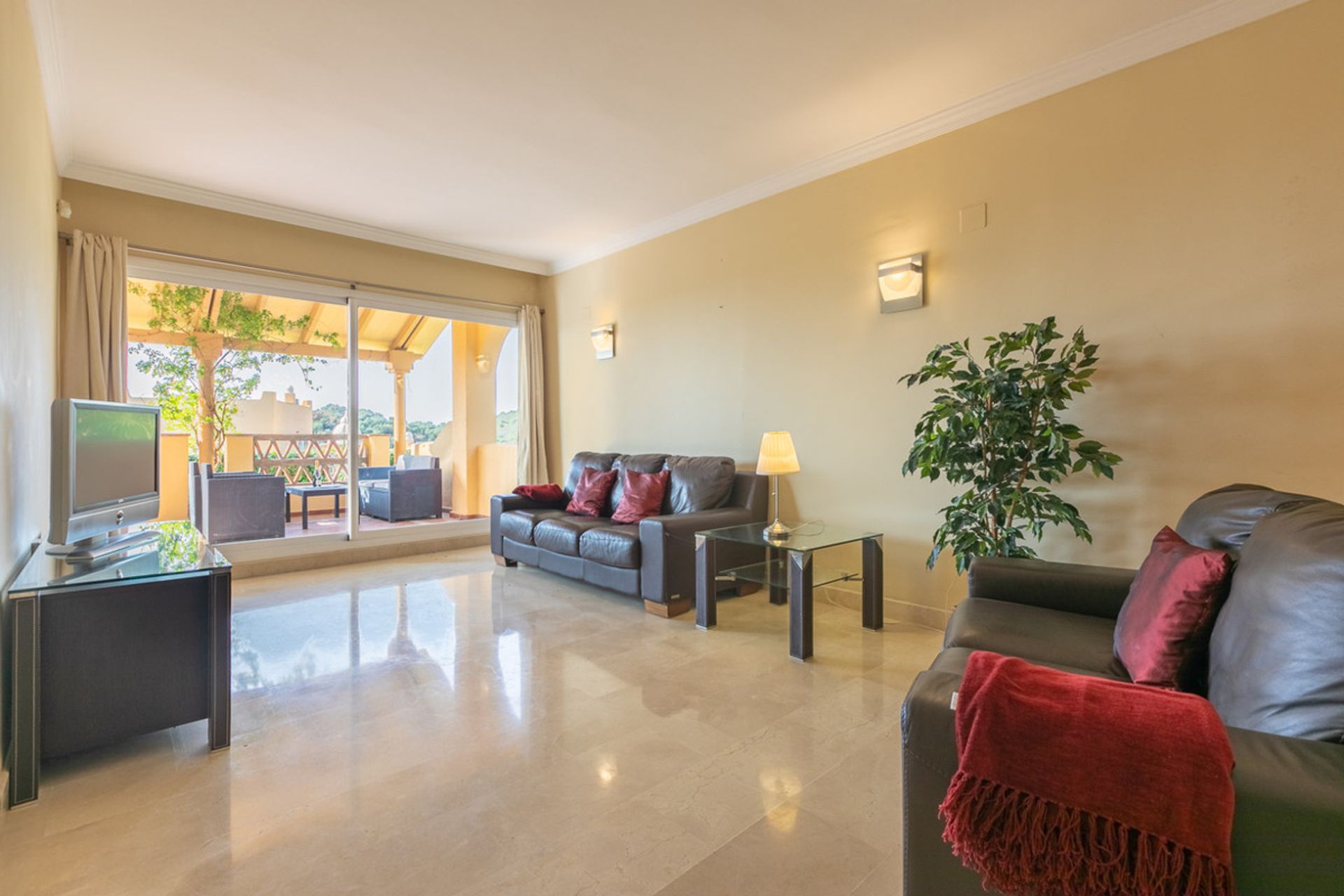 Condominium in Marbella, Andalucía 11004525