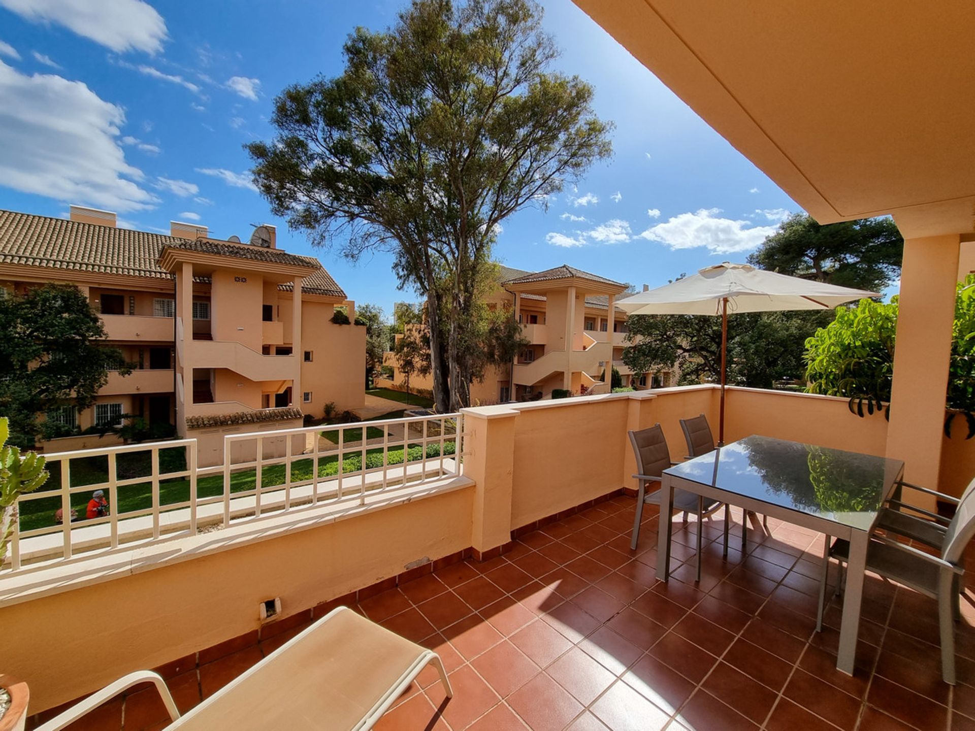 Condominium dans Marbella, Andalucía 11004536