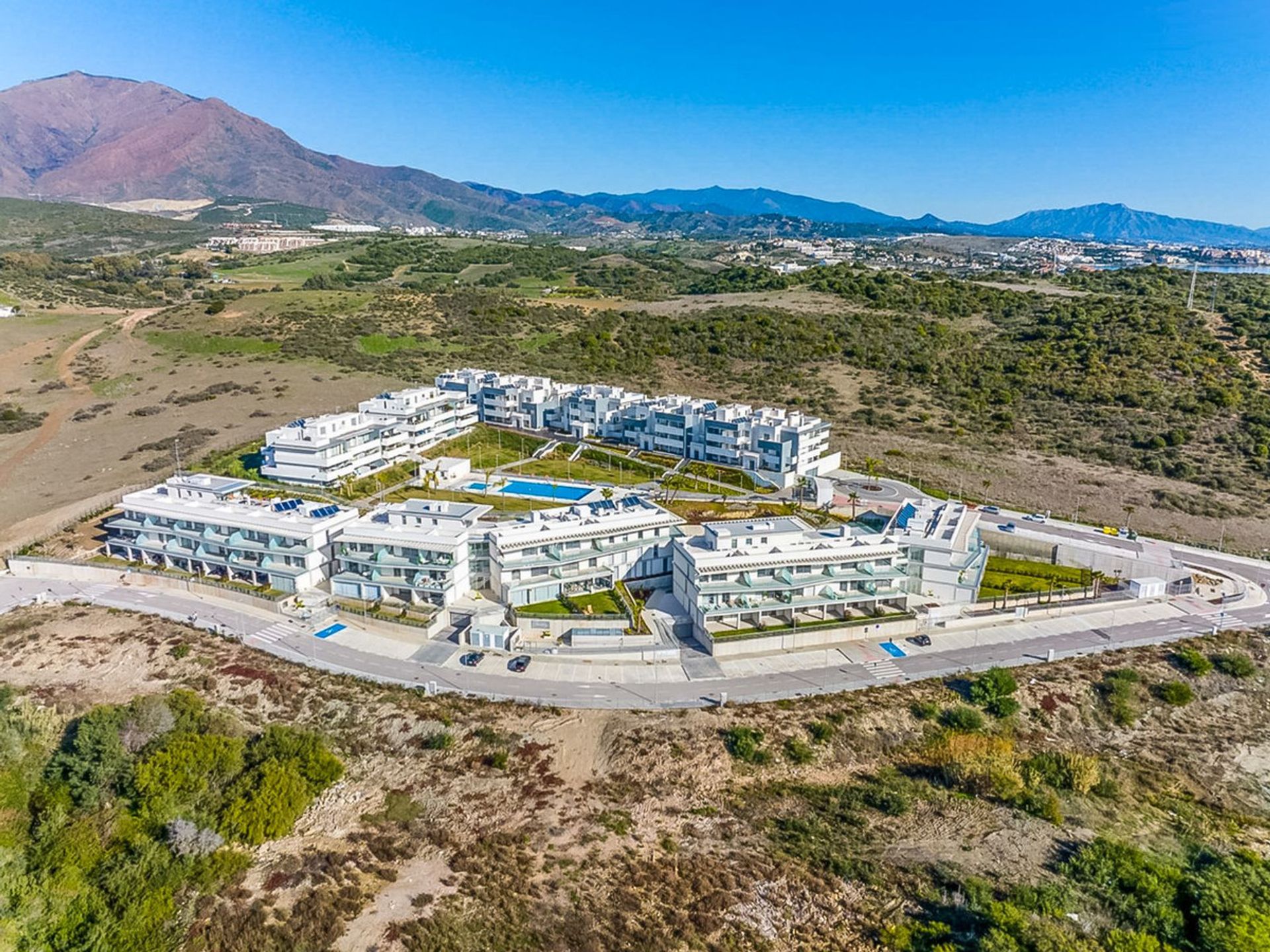 Condominium in Estepona, Andalusia 11004642