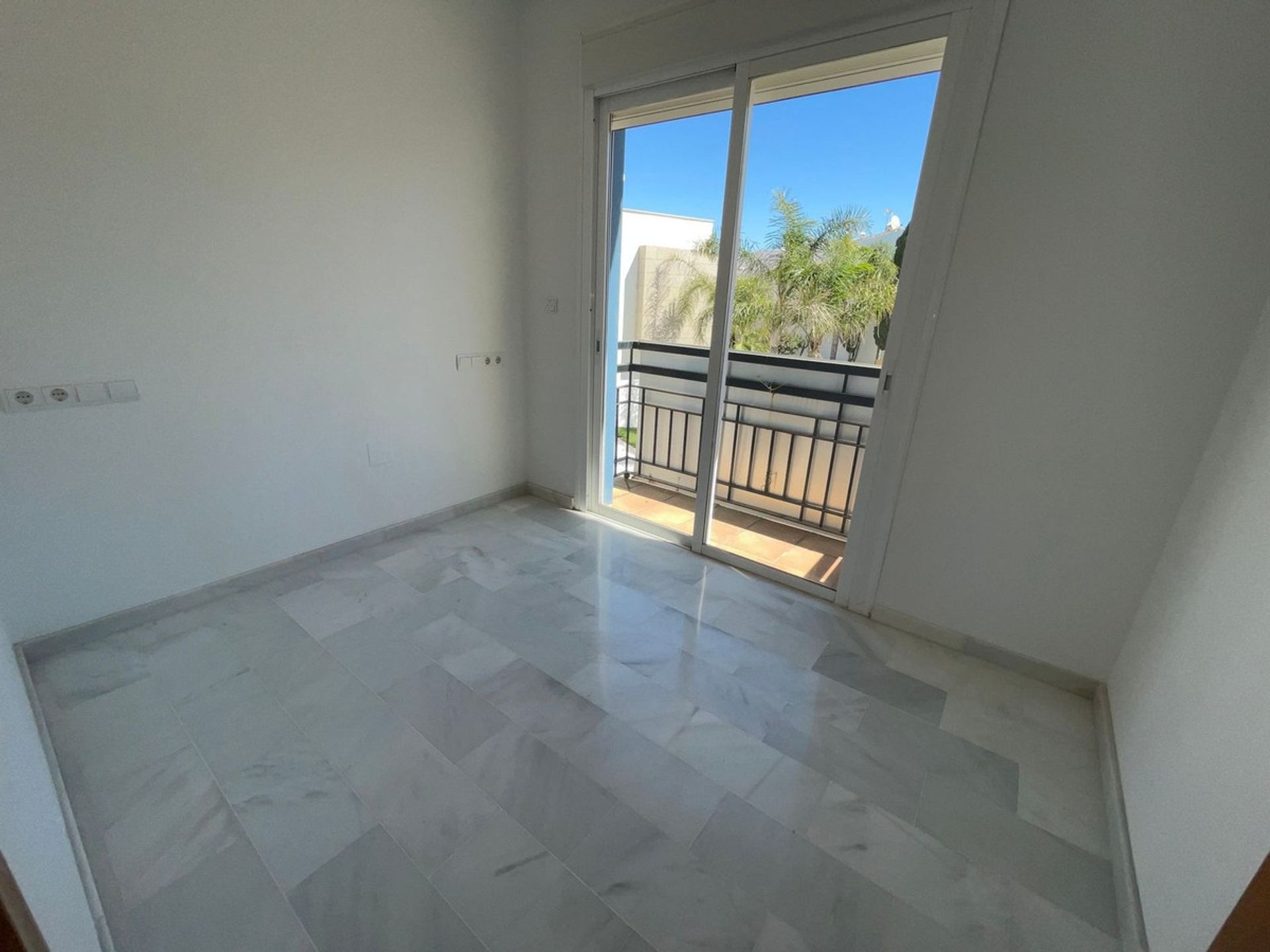 casa en Estepona, Andalucía 11004699