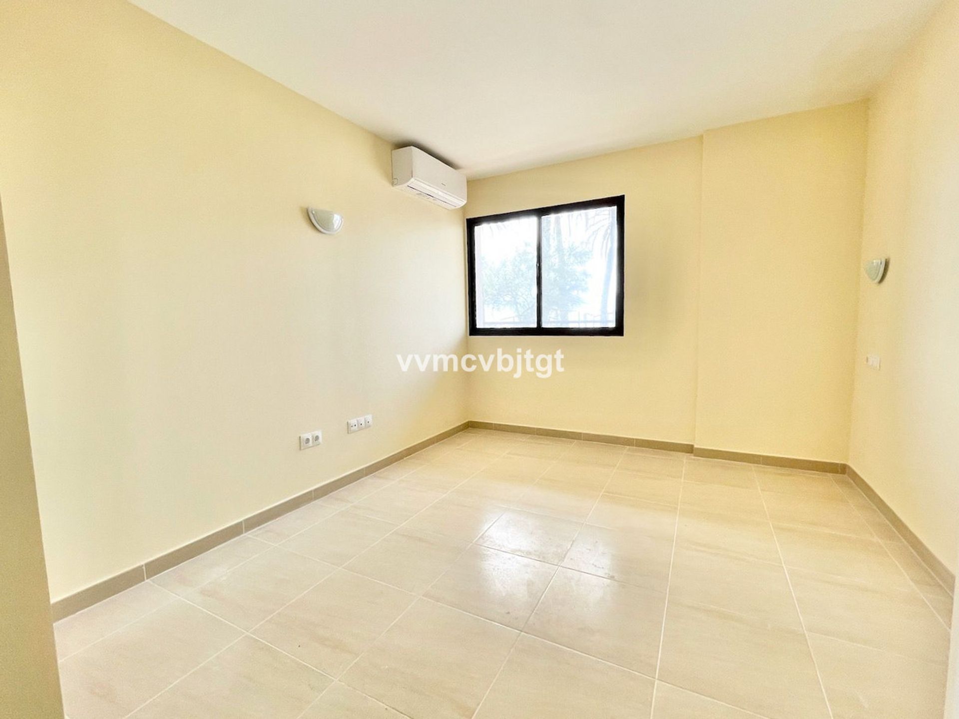 Condominio nel Fuengirola, Andalucía 11004876