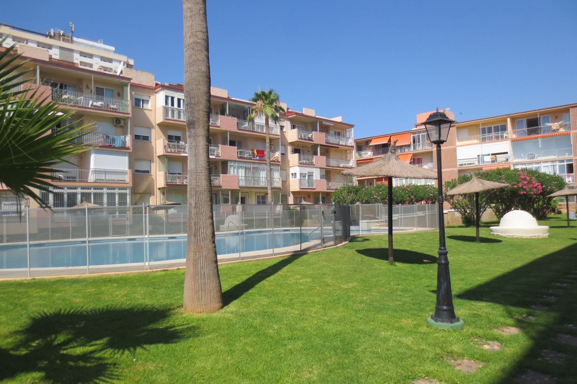 Condominium in Fuengirola, Andalucía 11004911