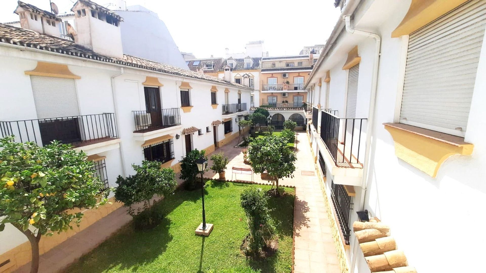 Condominio nel Fuengirola, Andalucía 11004926