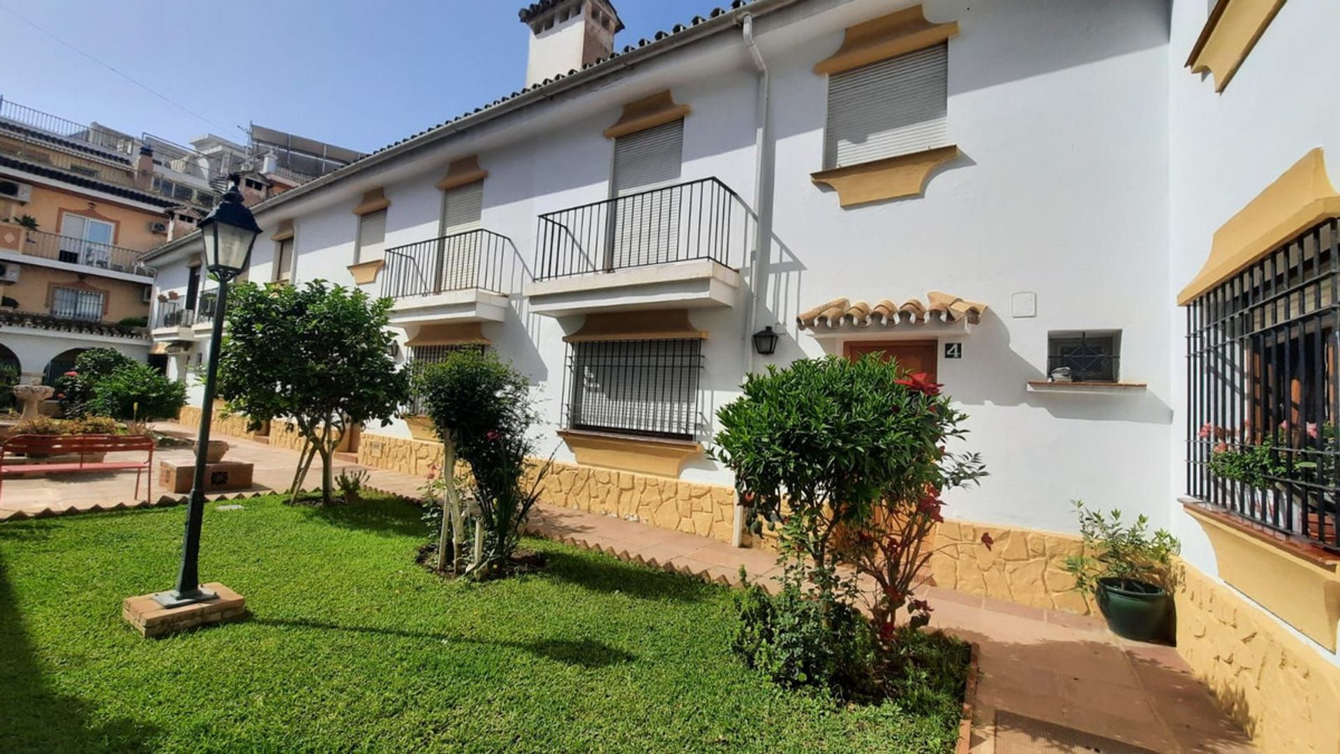 Condominium dans Fuengirola, Andalucía 11004926