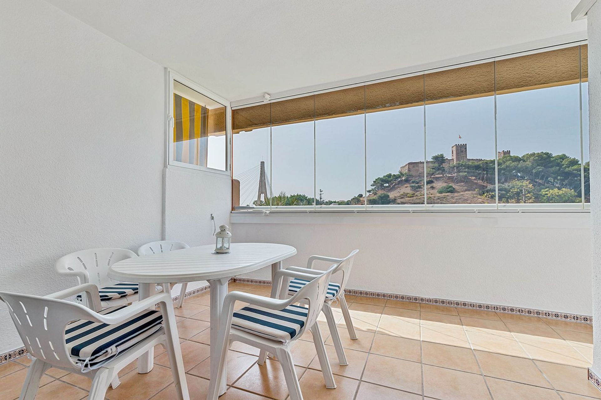 Condominio en Fuengirola, Andalucía 11004929