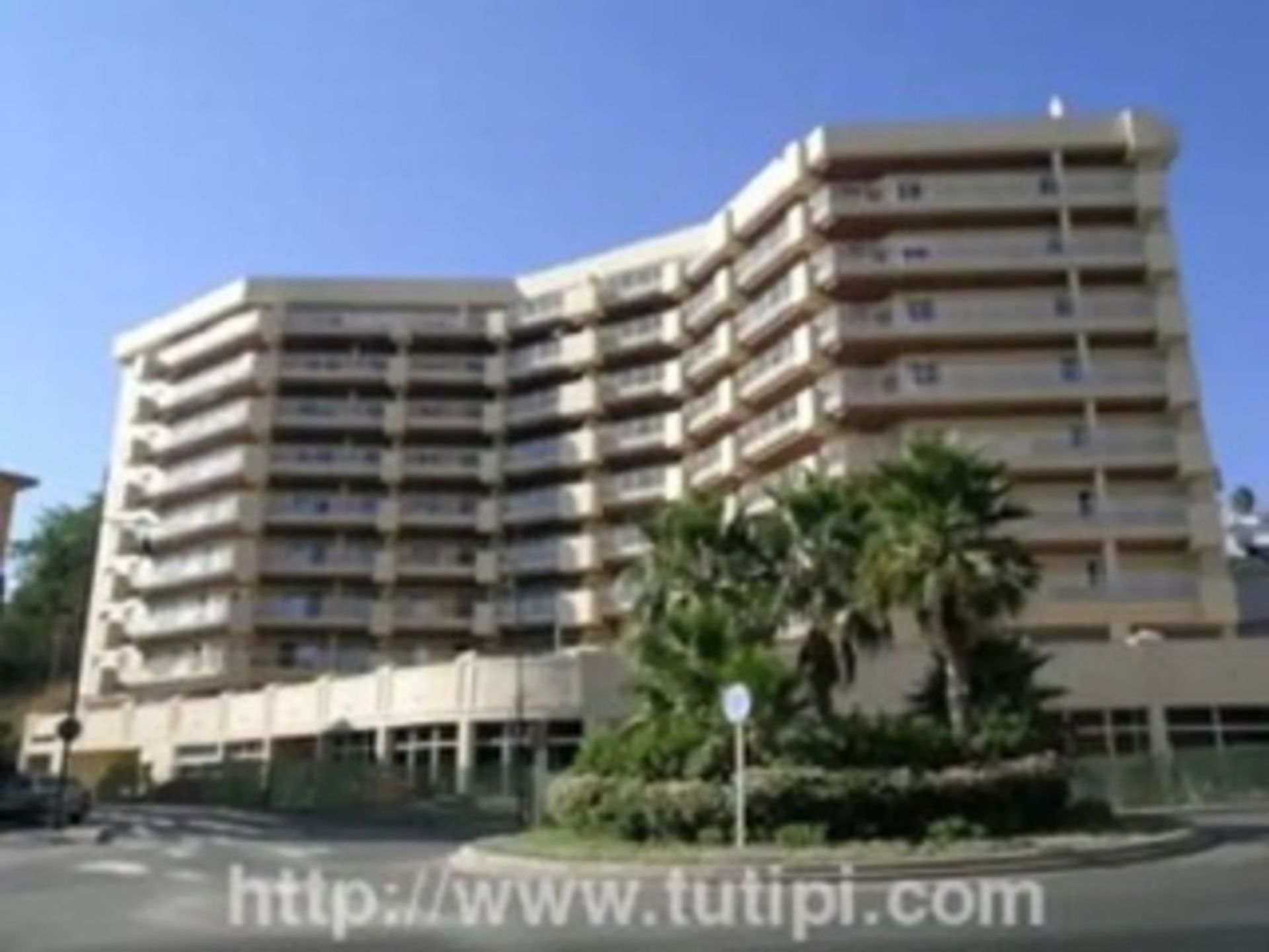 Condominium in Fuengirola, Andalucía 11004935