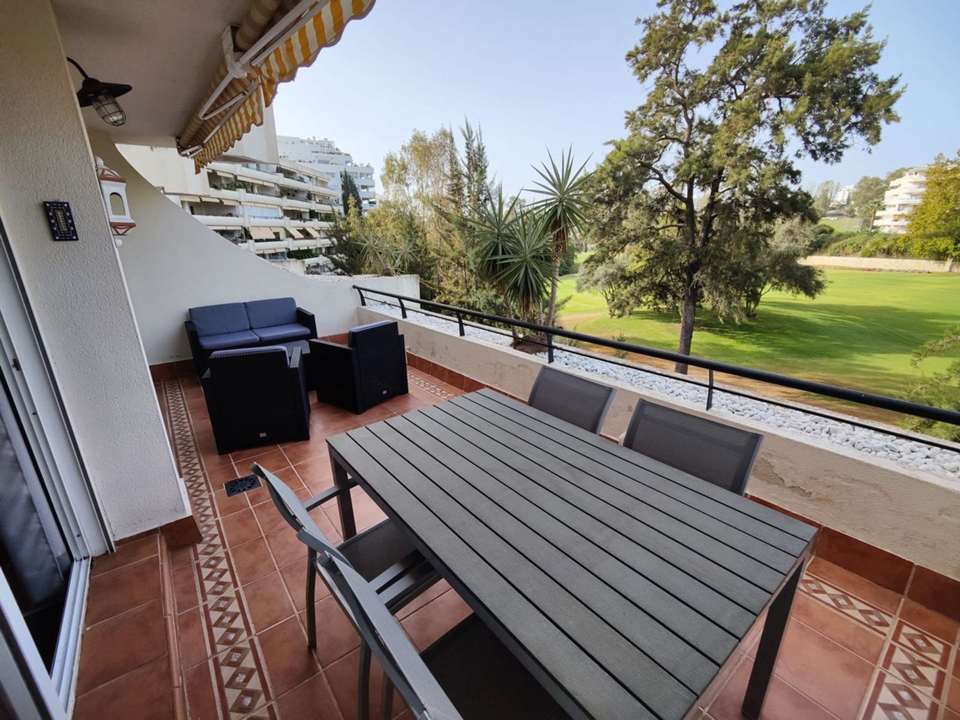 Condominio nel Benahavis, Andalusia 11004970