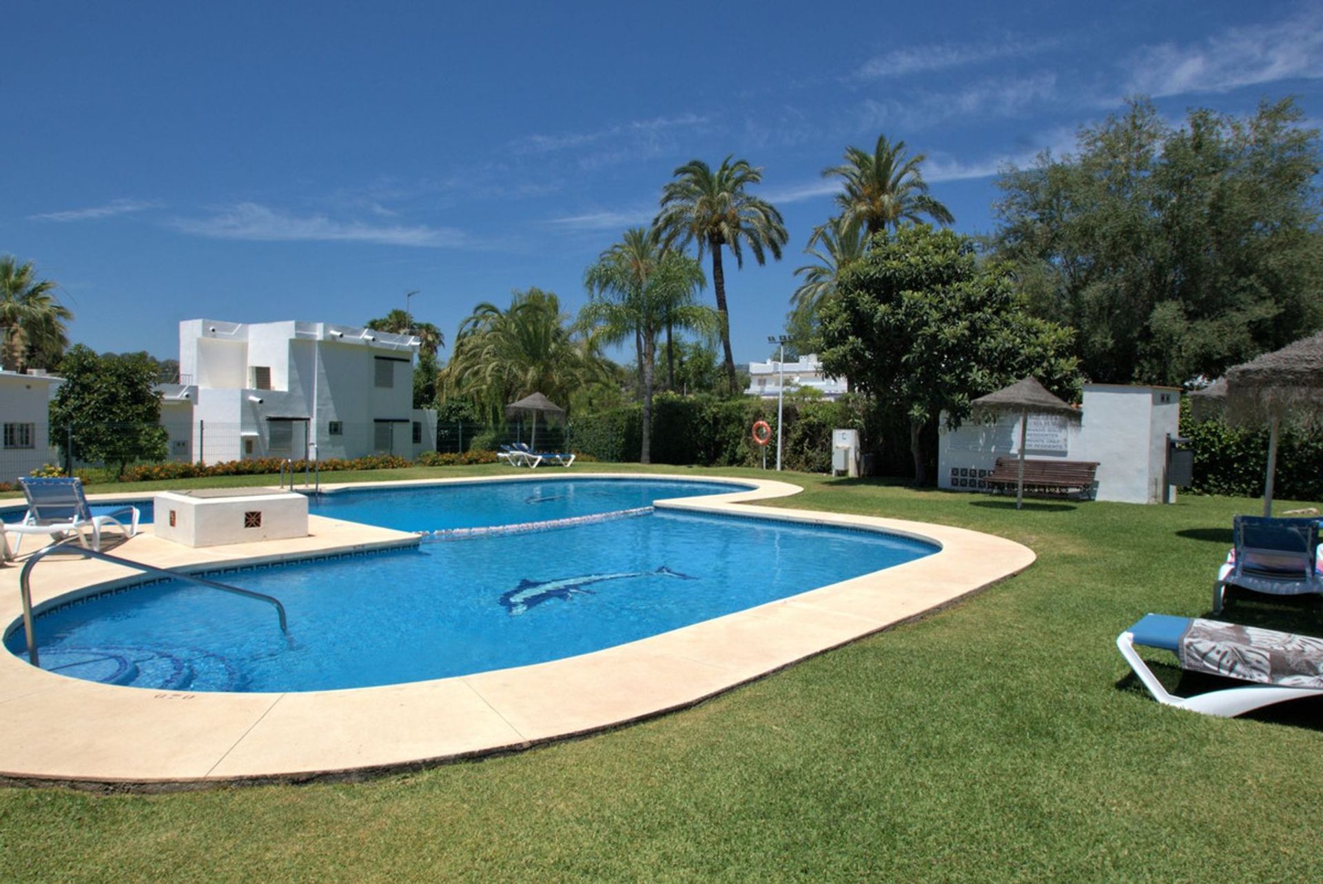 Condominium in Marbella, Andalusia 11005856